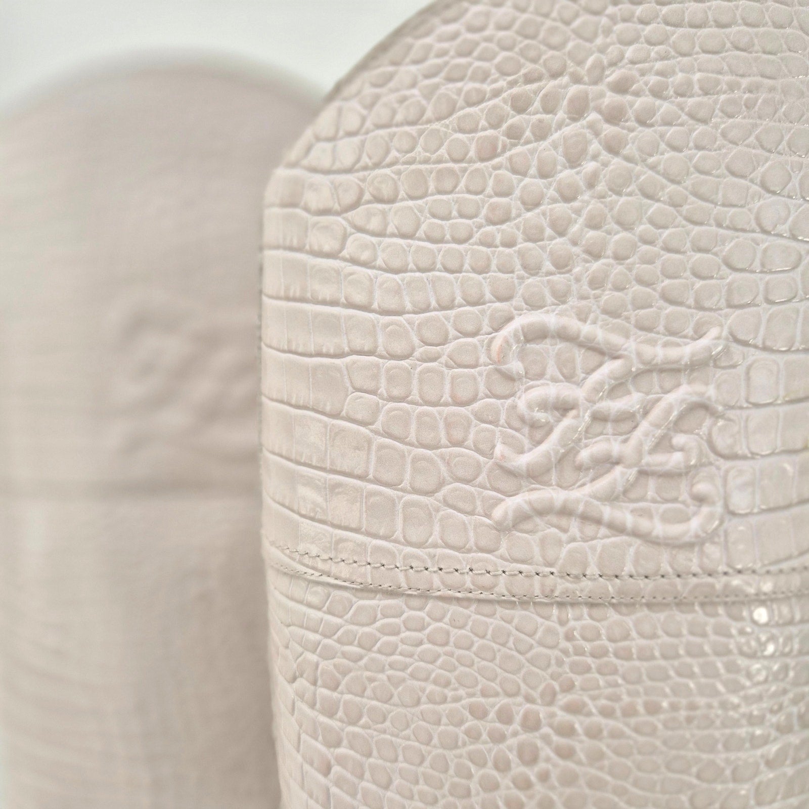 Fendi Karligraphy Cream Logo Croc Embossed Riding Boots Size US 8.5 / EU 38.5
