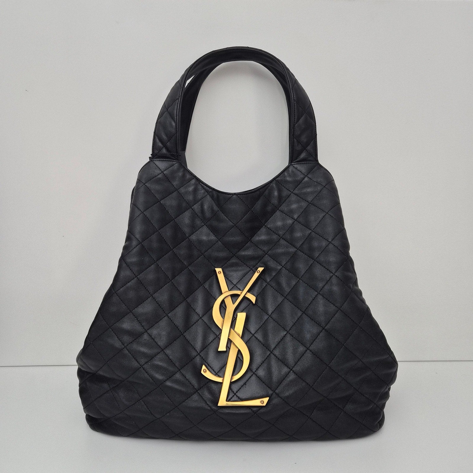 Saint Laurent Icare Maxi Quilted Lambskin Shopping Tote Black