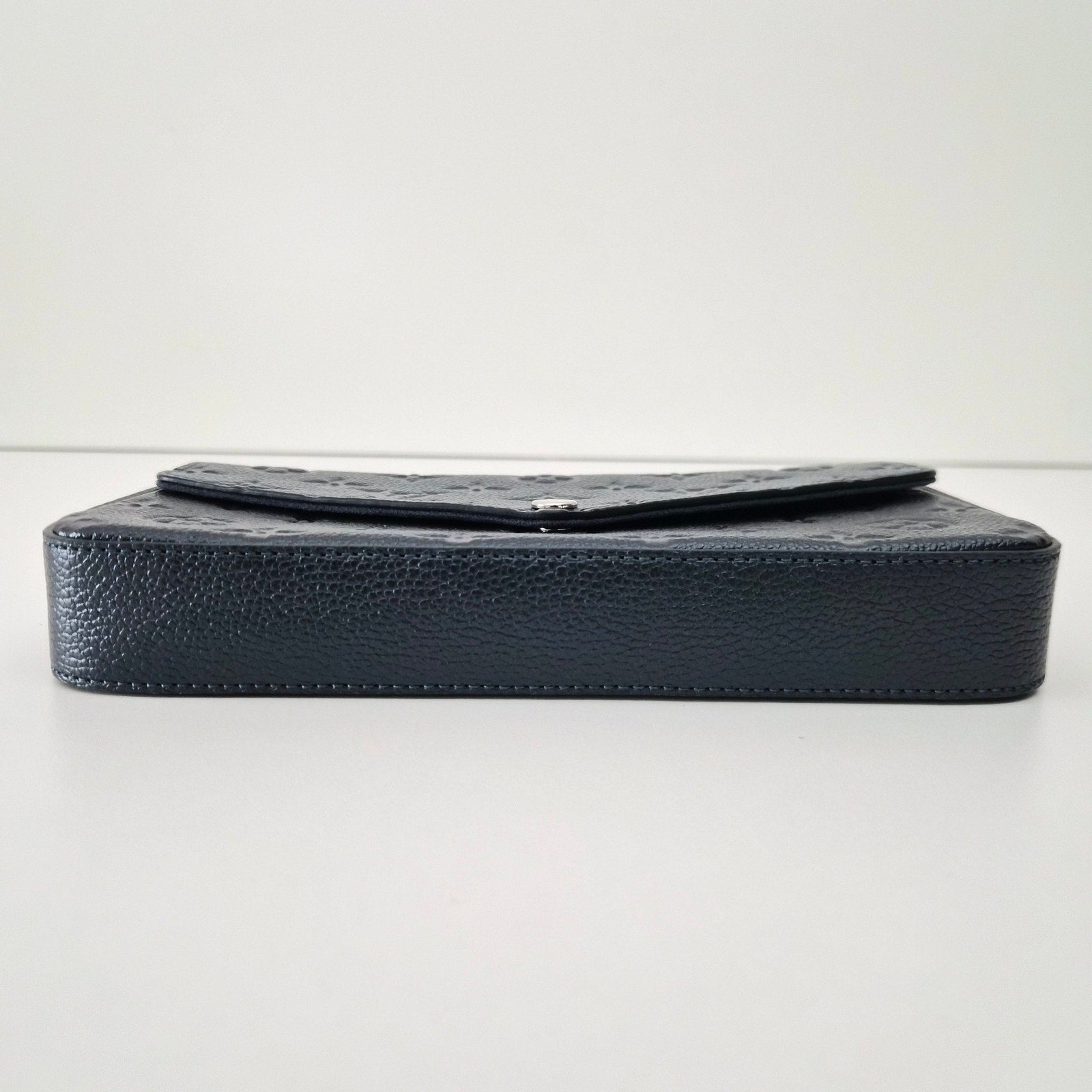 Louis Vuitton Limited Edition Shimmery Ink Black Leather Felicie Pochette