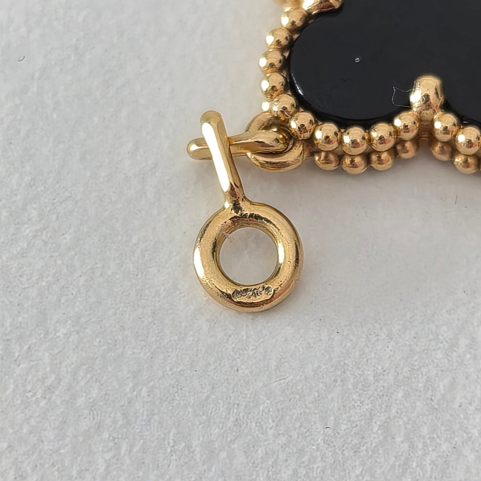 Van Cleef & Arpels Vintage Alhambra 5 Motifs Bracelet 18K Yellow Gold and Onyx