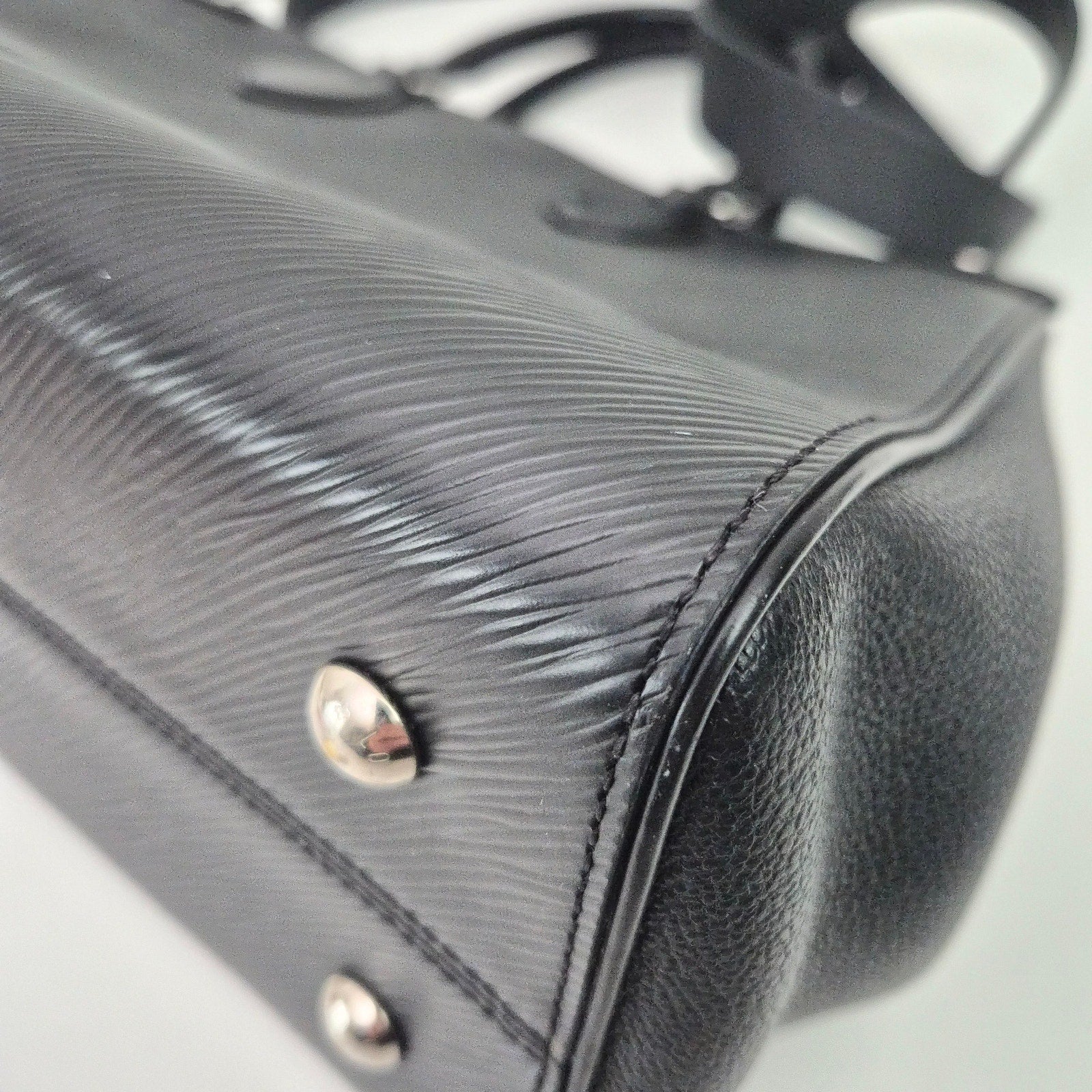 Louis Vuitton Epi Leather Grenelle Tote MM Black