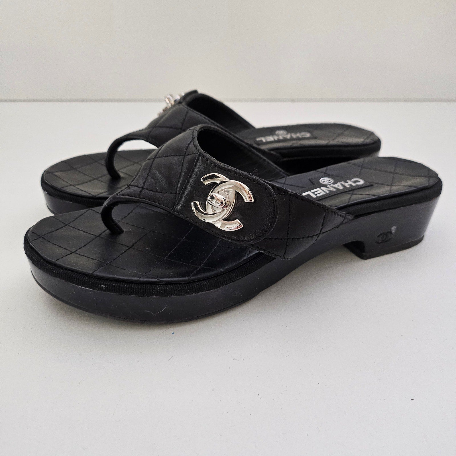 Chanel Turnlock Black Leather Sandals US 8 / EU 38