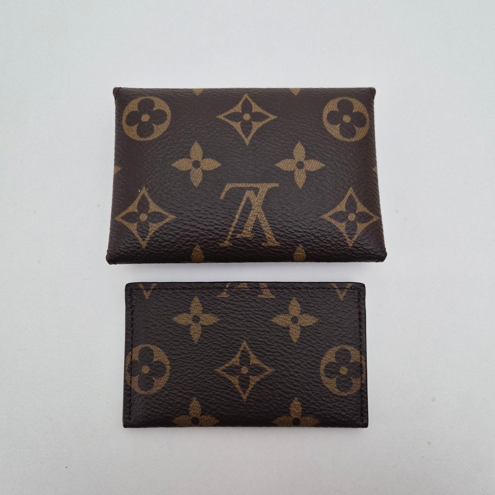 Louis Vuitton Kirigami 2-in-1 Card Holder Wallet Sari Red