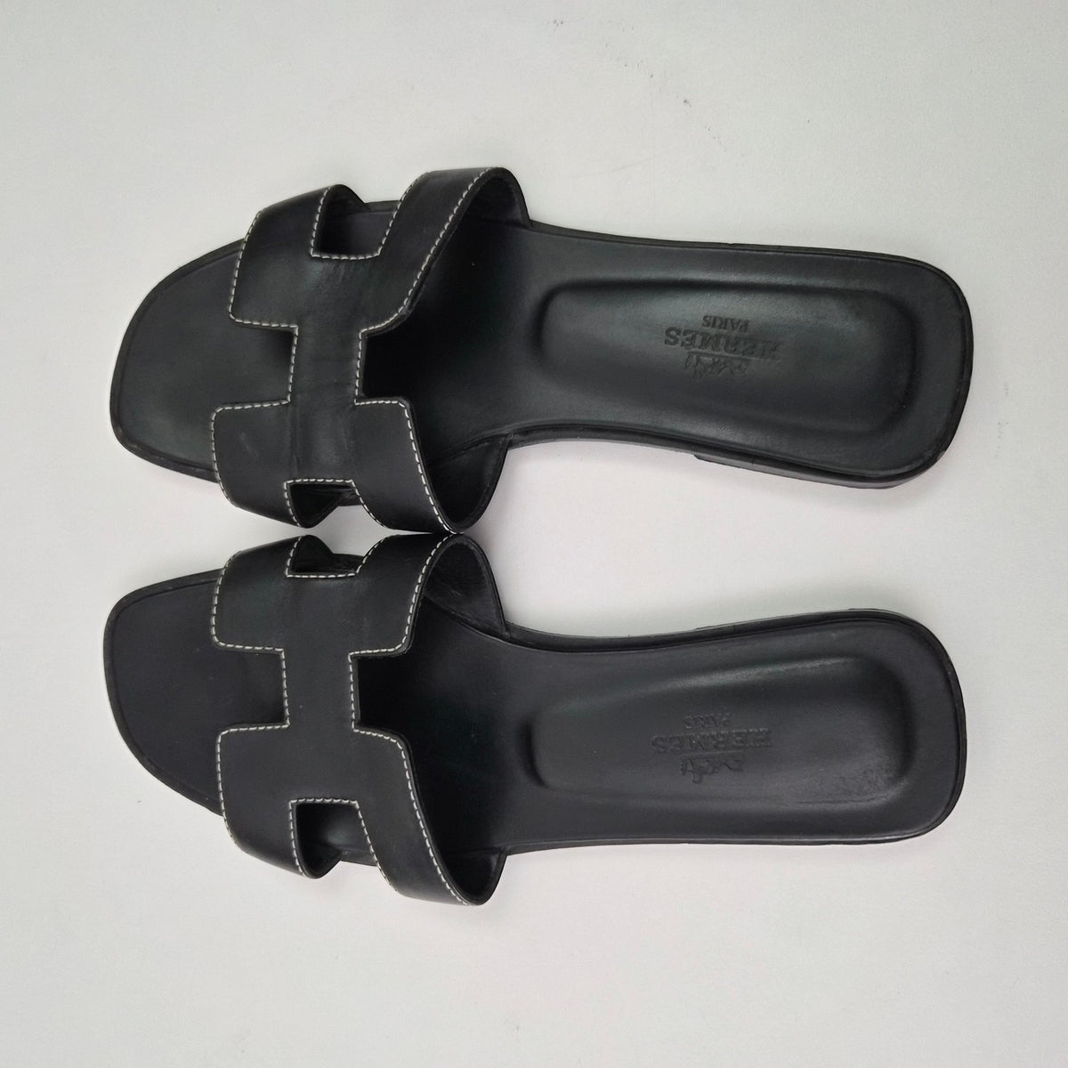 Hermes Oran Leather Sandals Black US 6 / EU 36