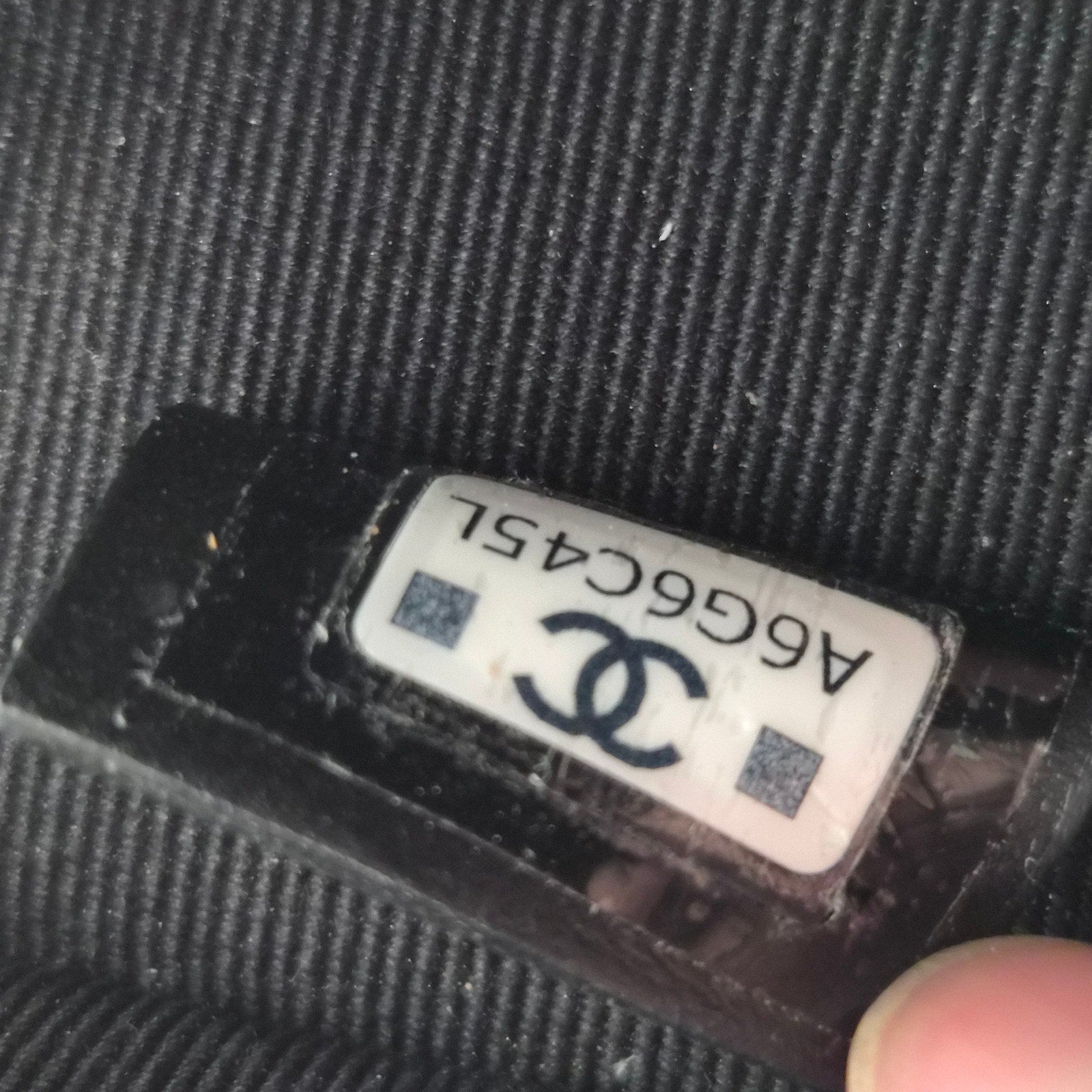 Chanel Caviar Quilted Top Handle Vanity With Chain Black