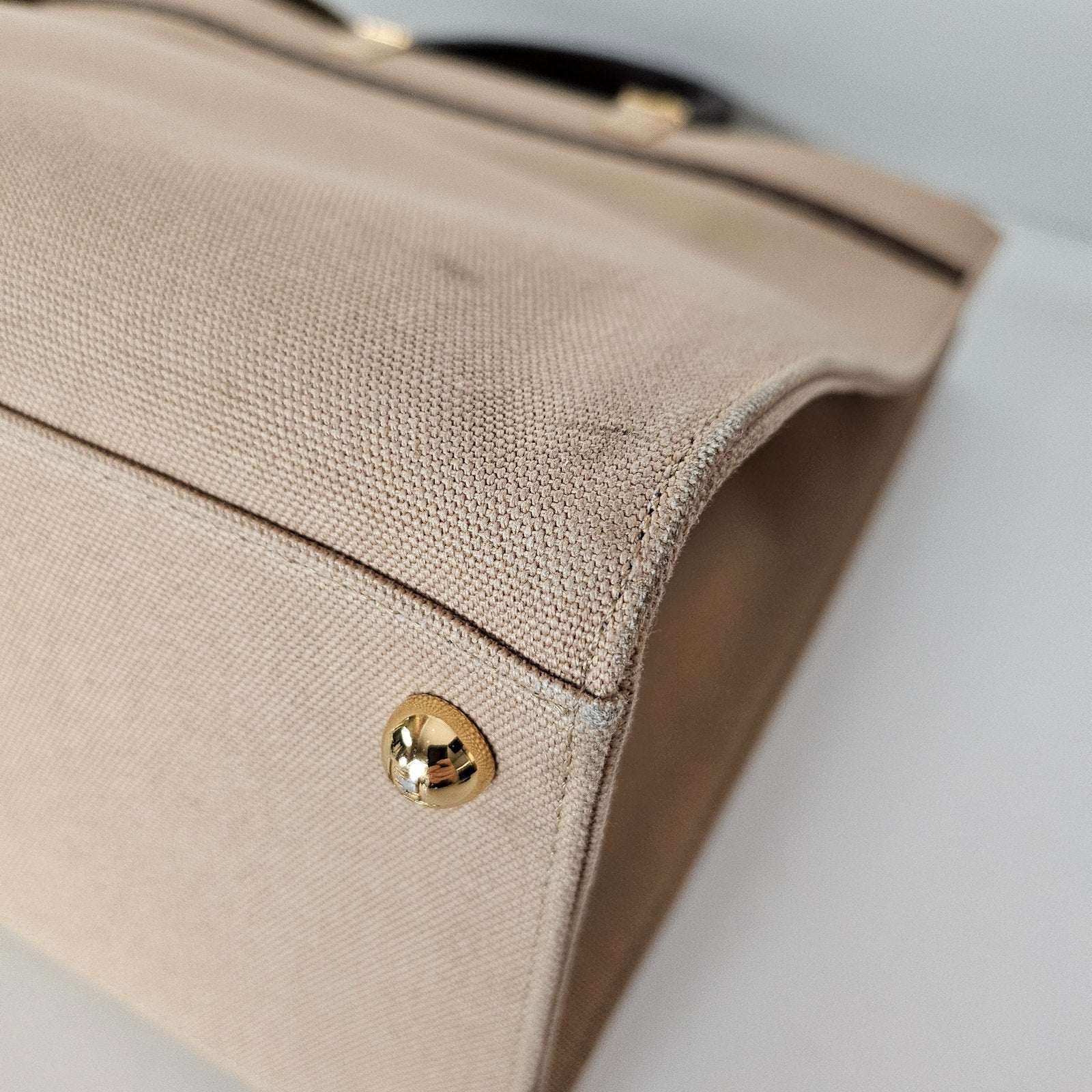 Fendi Canvas Medium Fendi Sunshine Shopper Tote Beige