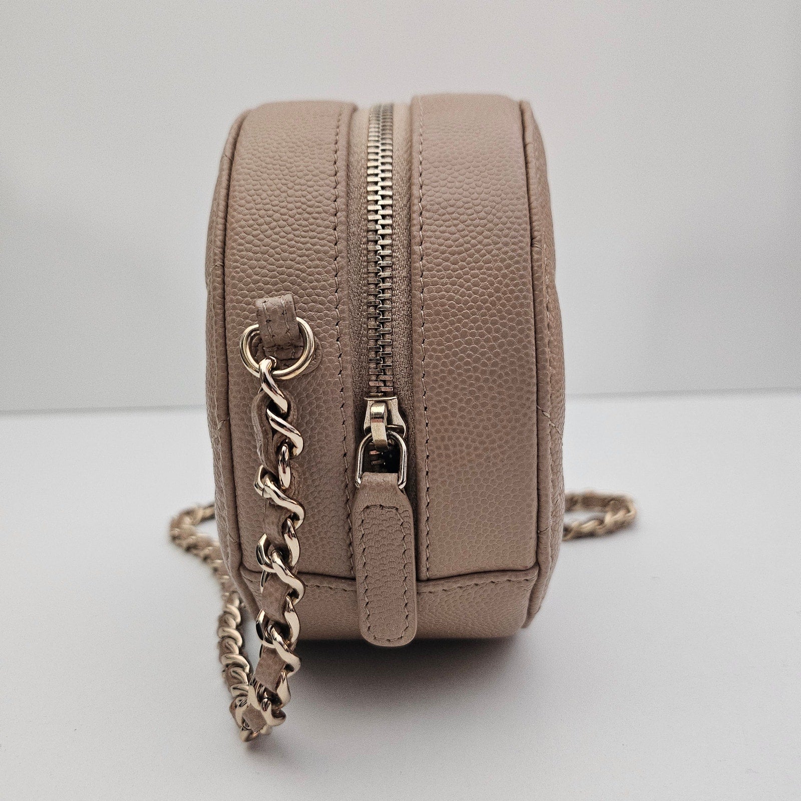 Chanel Iridescent Caviar Quilted Round Clutch With Chain Beige