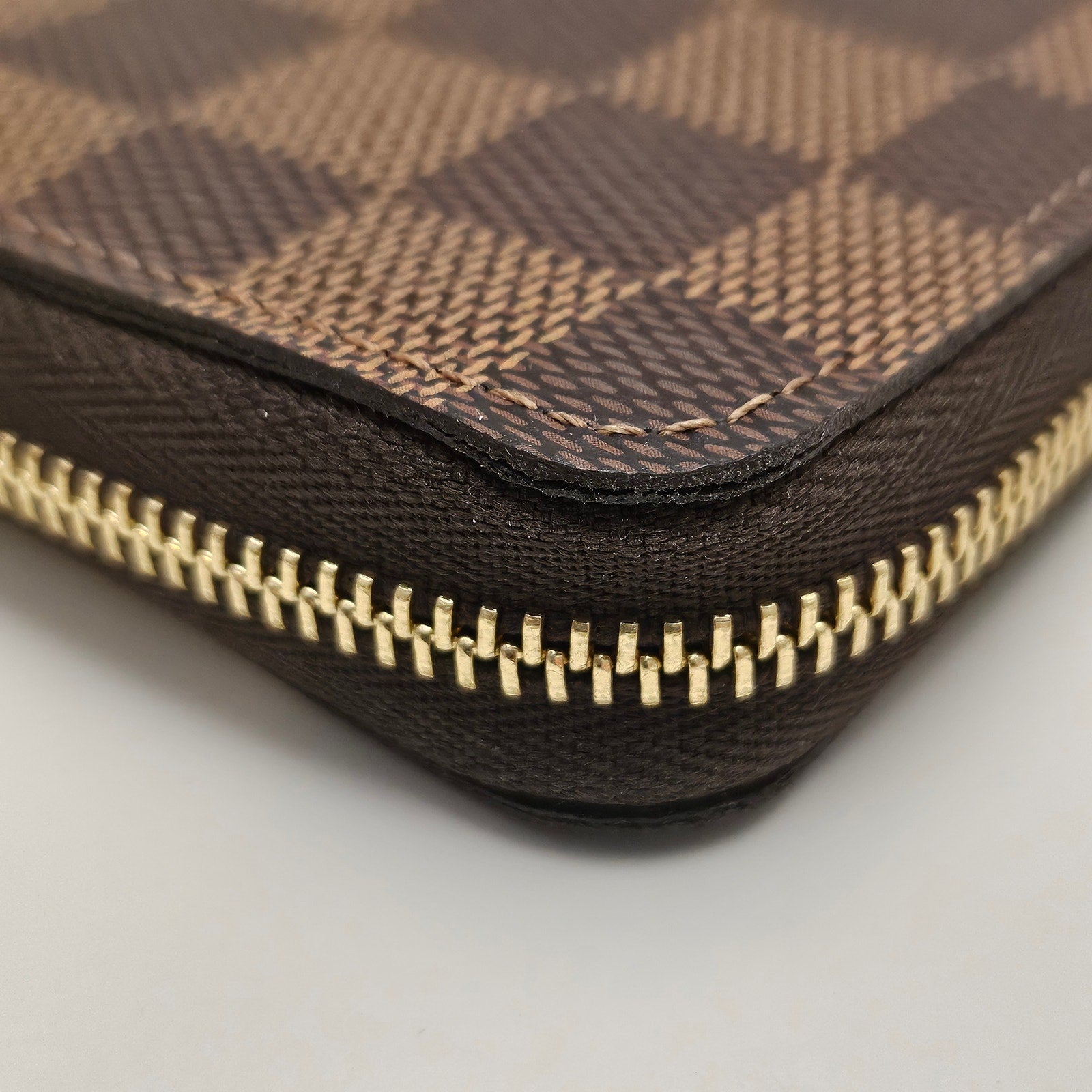 Louis Vuitton Damier Ebene Zippy Coin Purse