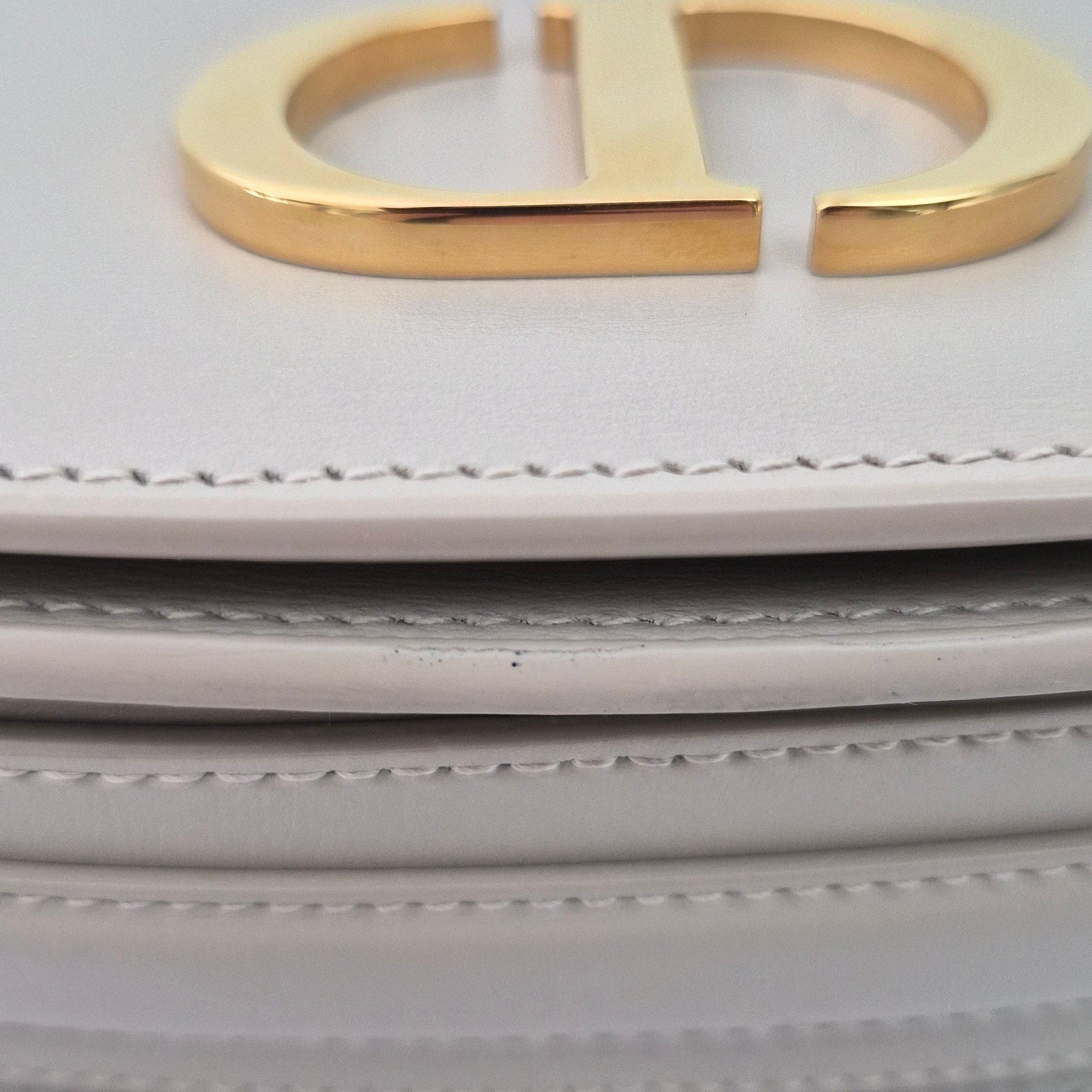 Dior Medium 30 Montaigne Avenue Top Handle Bag Beige