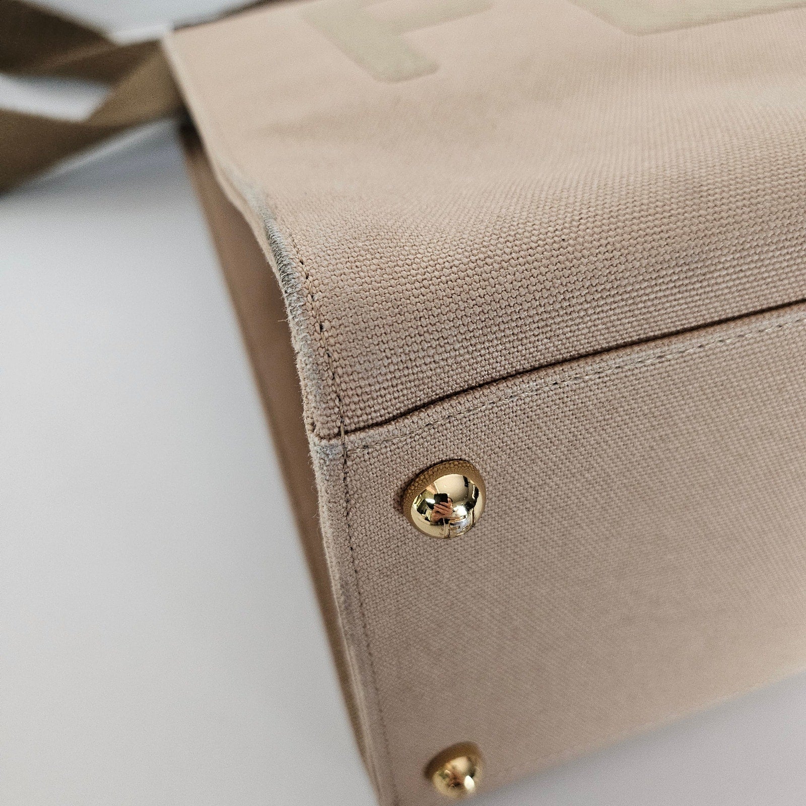 Fendi Canvas Medium Fendi Sunshine Shopper Tote Beige
