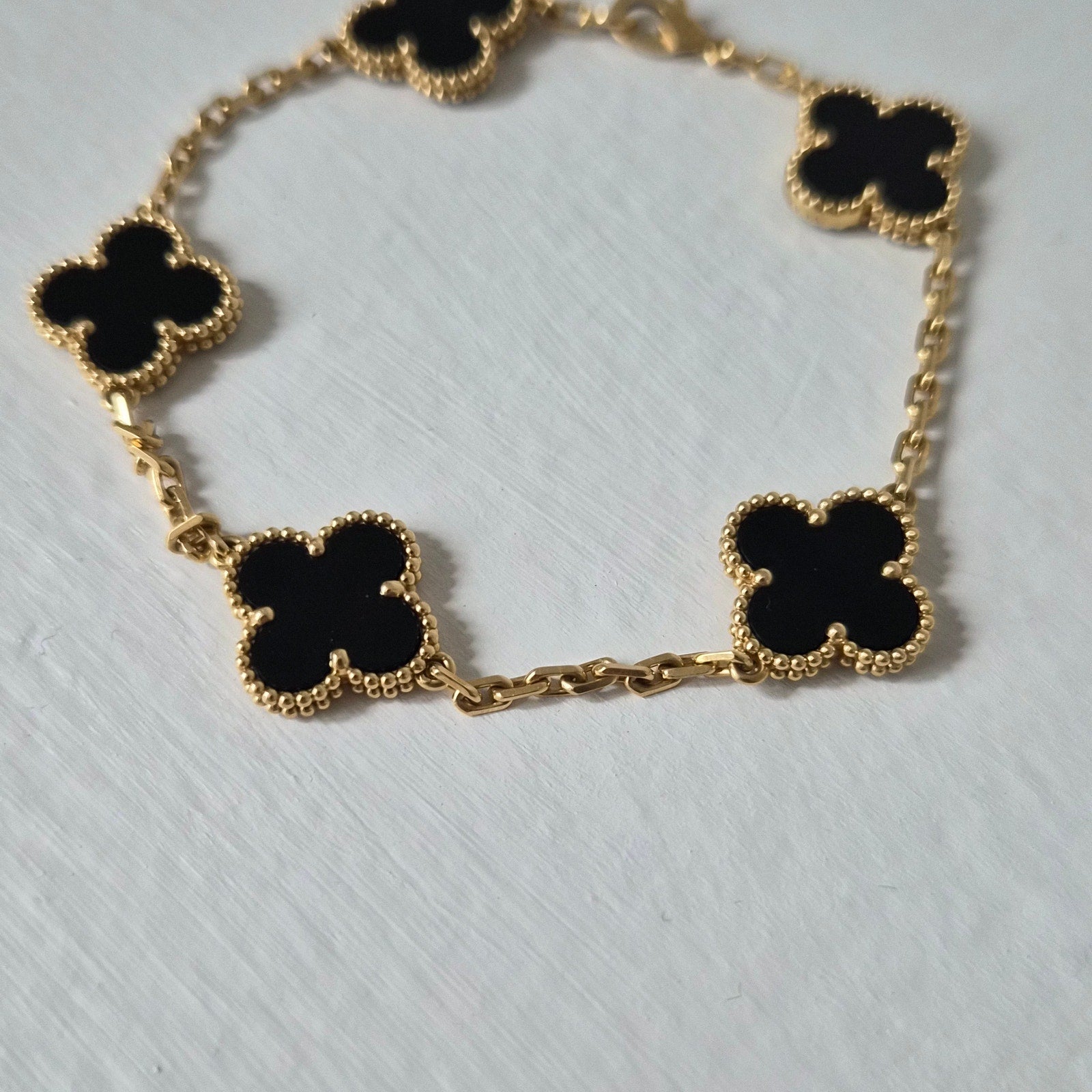 Van Cleef & Arpels Vintage Alhambra 5 Motifs Bracelet 18K Yellow Gold and Onyx
