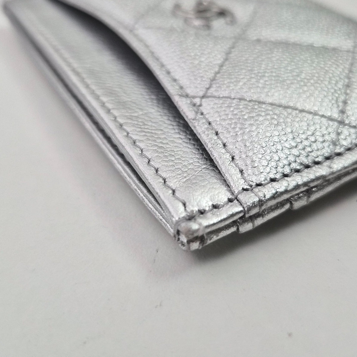 Chanel Silver Caviar Leather Card Holder 2026