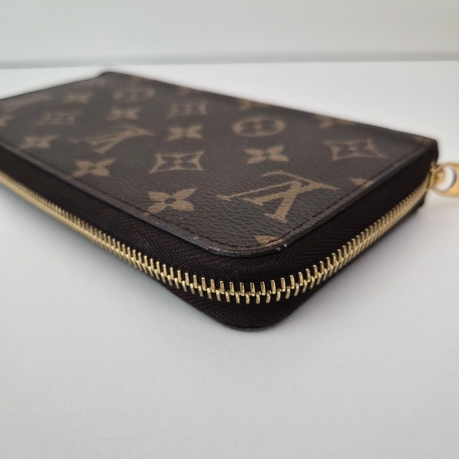Louis Vuitton Monogram Zippy Wallet Pink Ballerine Interior
