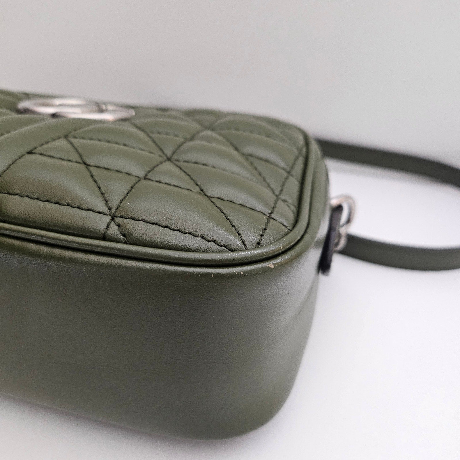 Gucci Calfskin Matelasse Aria Small GG Marmont Chain Shoulder Bag Green