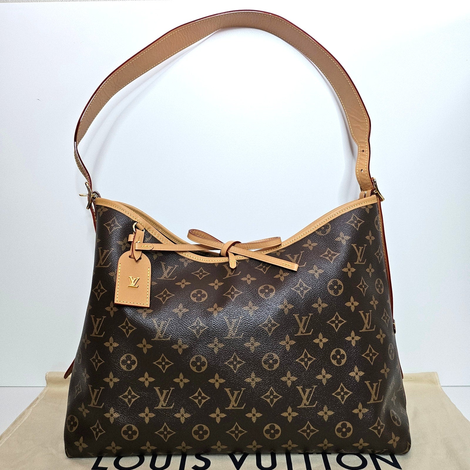 Louis Vuitton Monogram Giant CarryAll MM