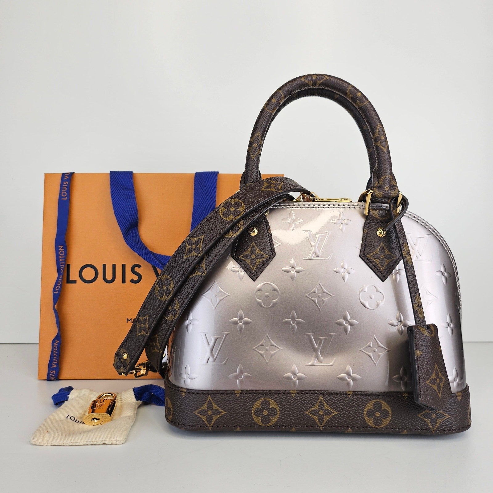 Louis Vuitton Vernis Monogram Alma BB