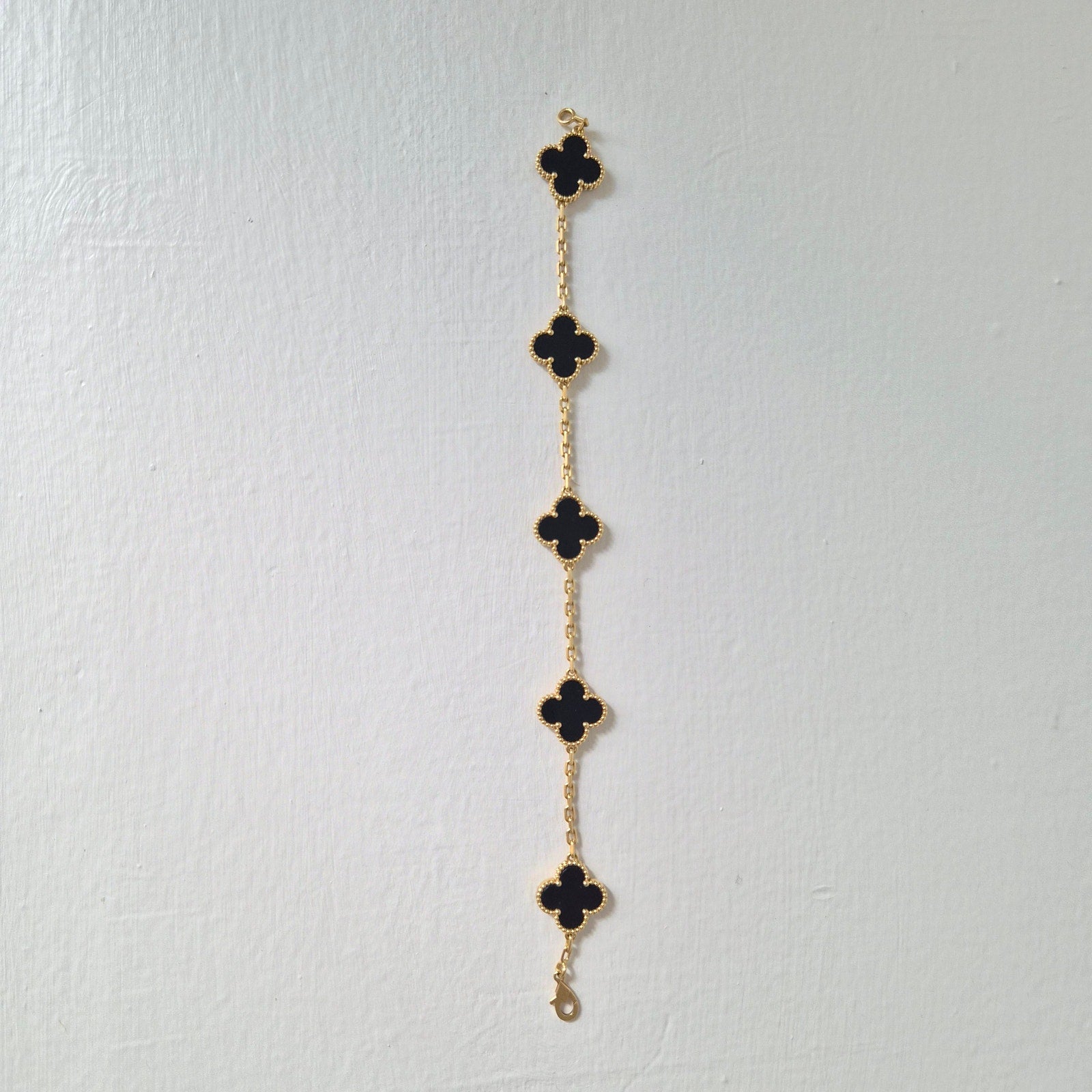 Van Cleef & Arpels Vintage Alhambra 5 Motifs Bracelet 18K Yellow Gold and Onyx