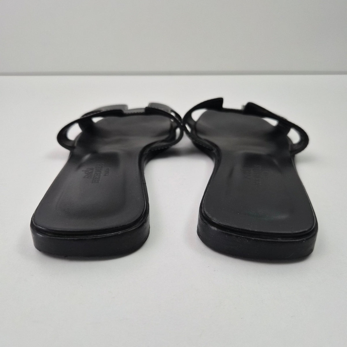 Hermes Oran Leather Sandals Black US 6 / EU 36