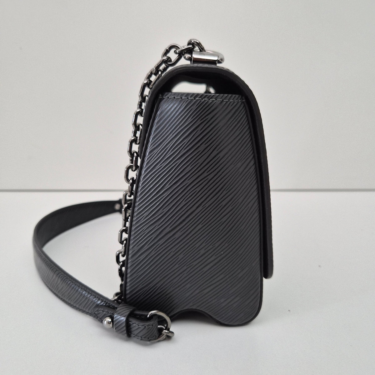 Louis Vuitton Epi Leather Twist MM Shoulder Bag Gray