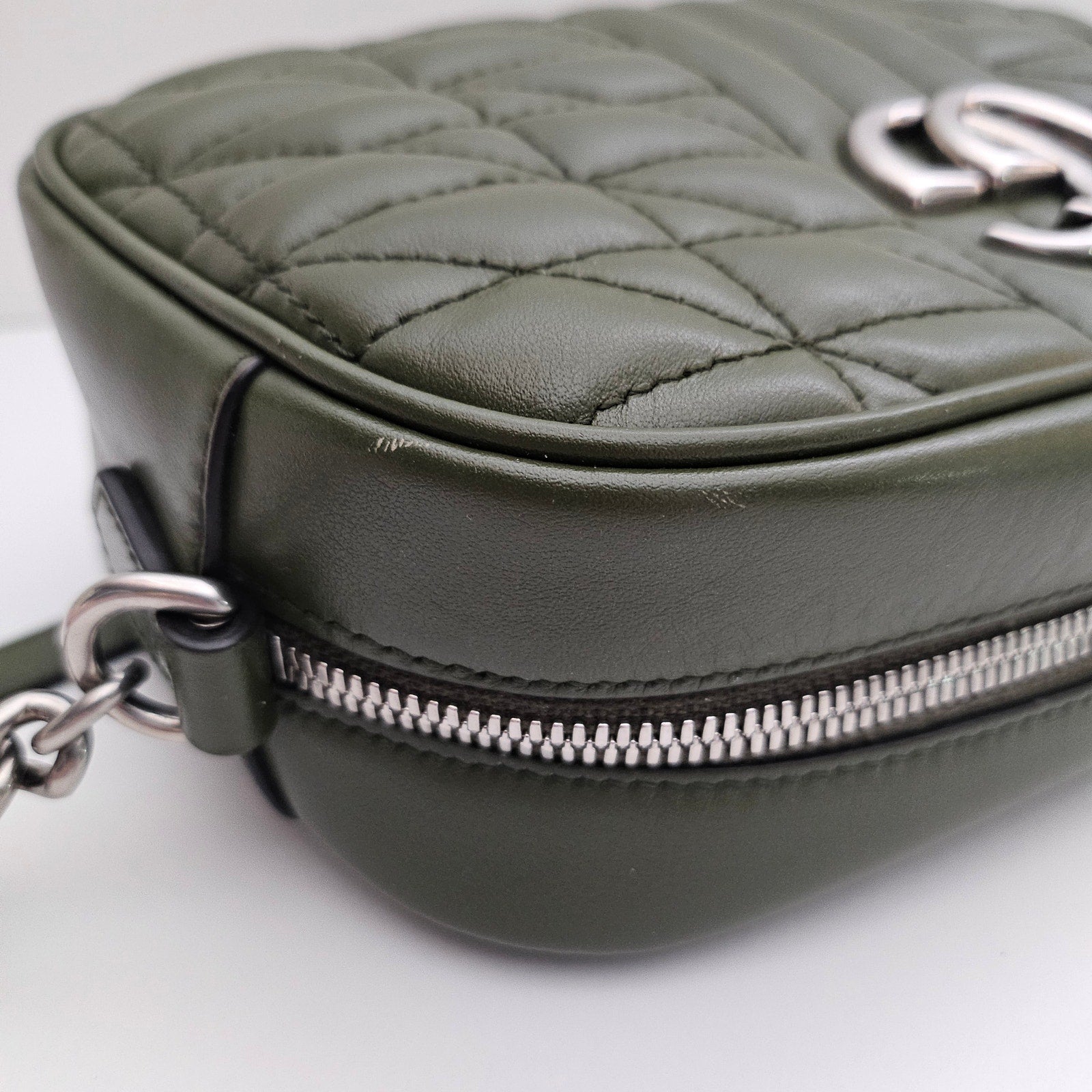 Gucci Calfskin Matelasse Aria Small GG Marmont Chain Shoulder Bag Green