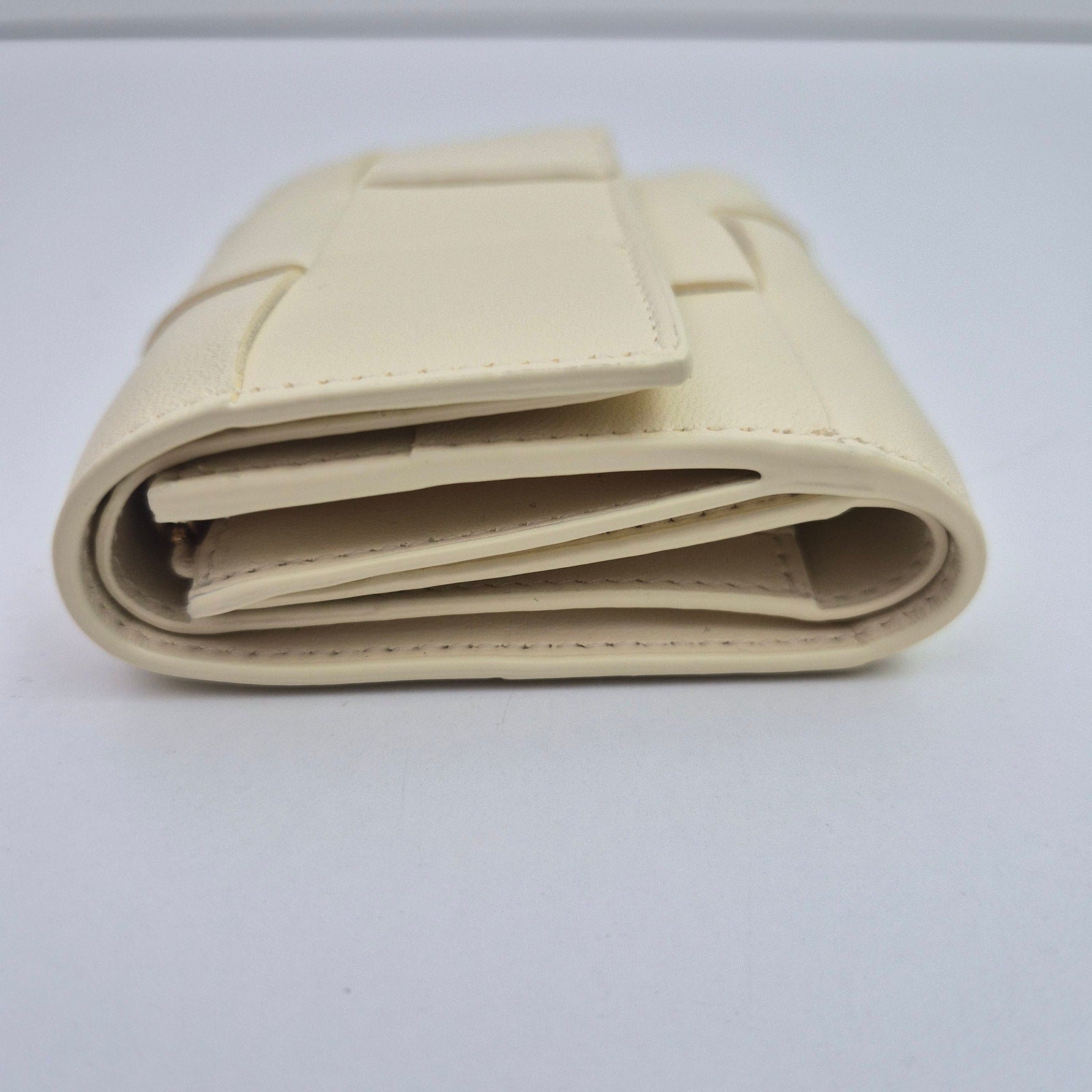 Bottega Veneta White Cassette Intrecciato Small Trifold Wallet