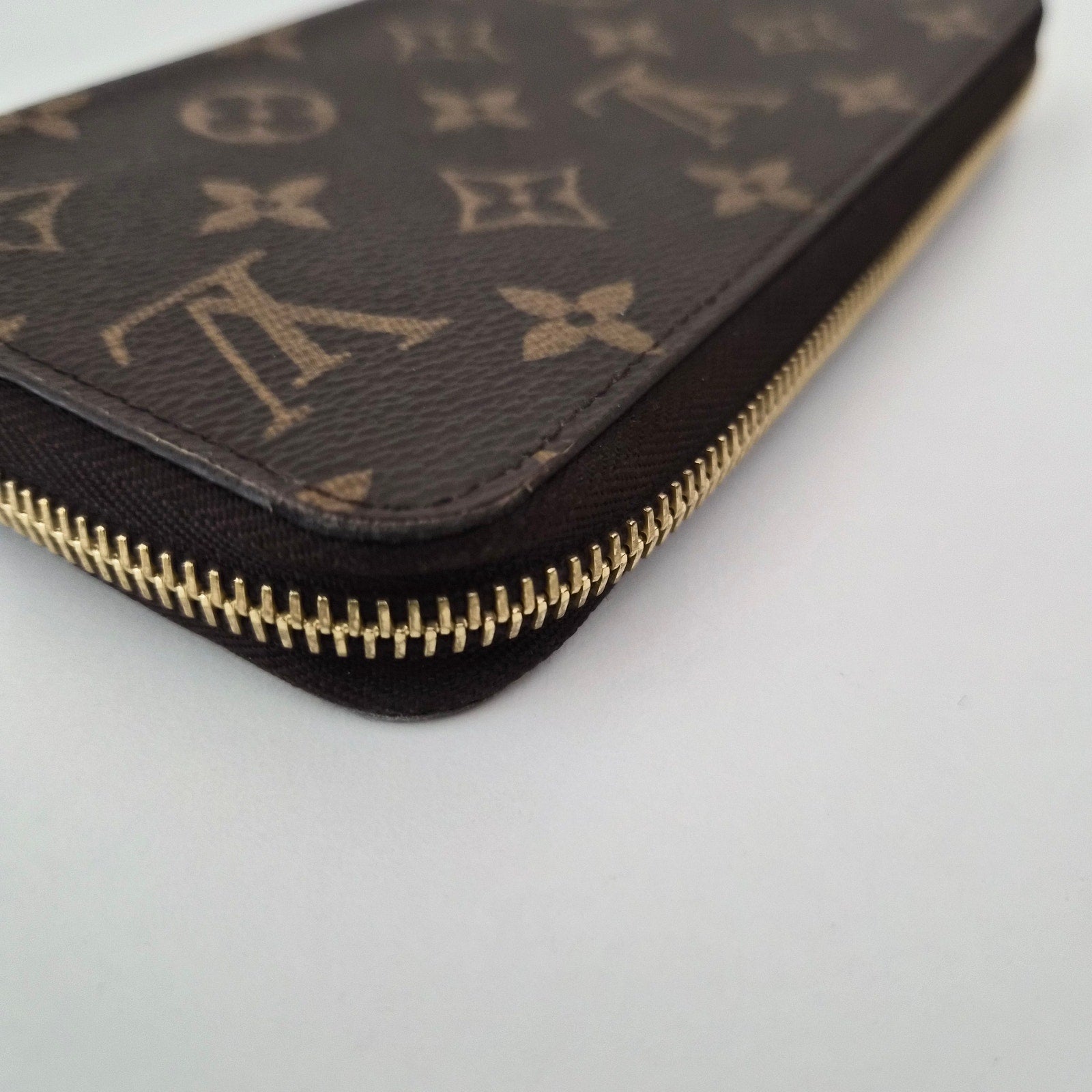 Louis Vuitton Monogram Zippy Wallet Pink Ballerine Interior