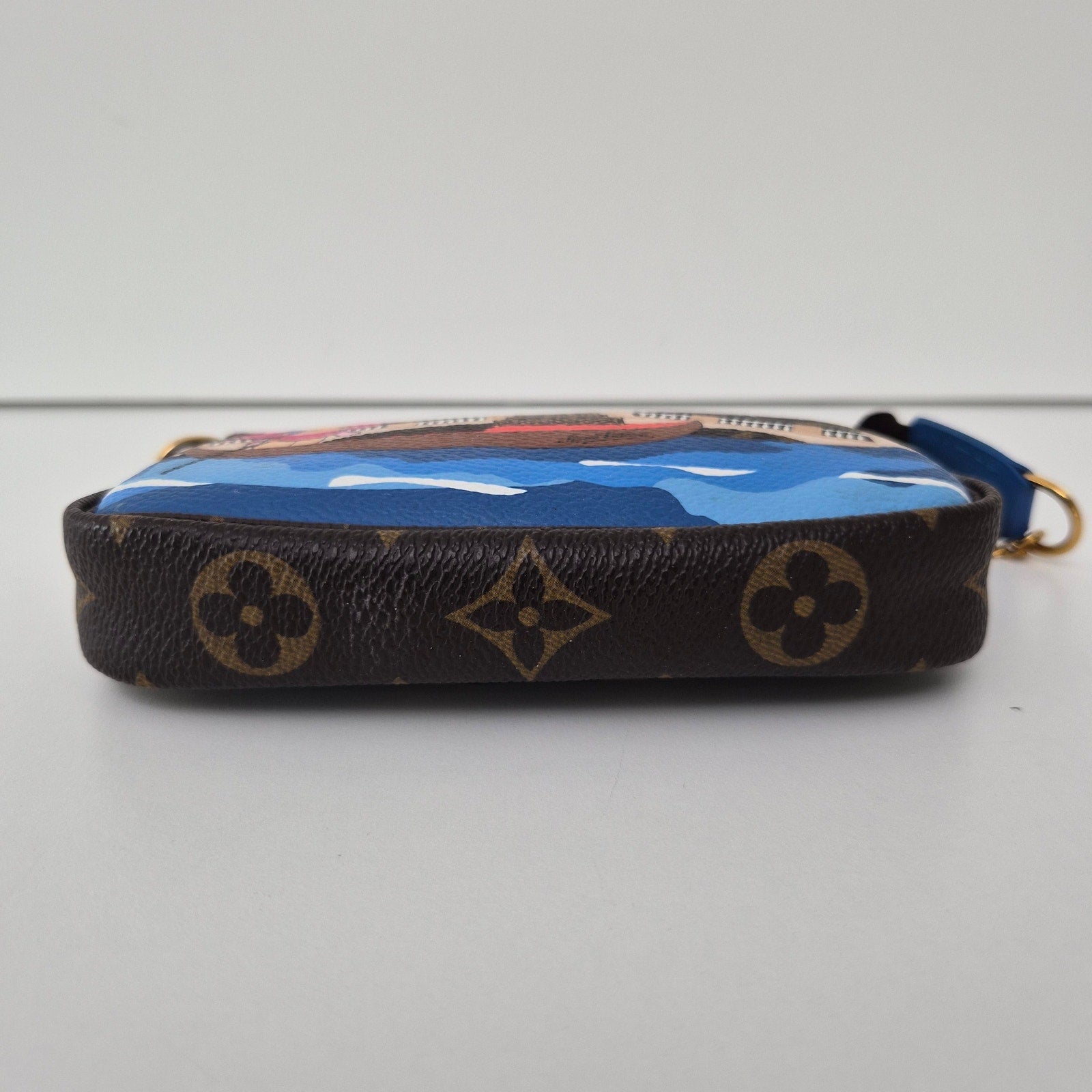 Louis Vuitton 2019 Christmas Vivienne Animation Mini Pochette Accessories