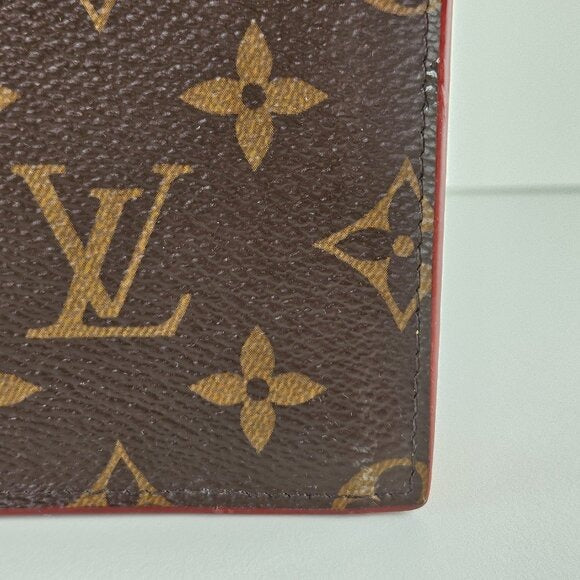 Louis Vuitton Legacy Chain Clutch Monogram Canvas