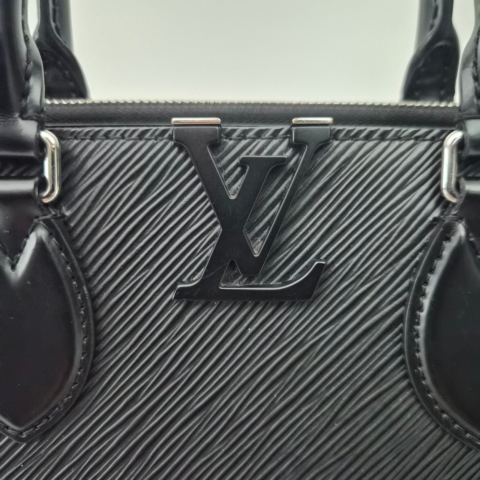 Louis Vuitton Epi Leather Grenelle Tote MM Black