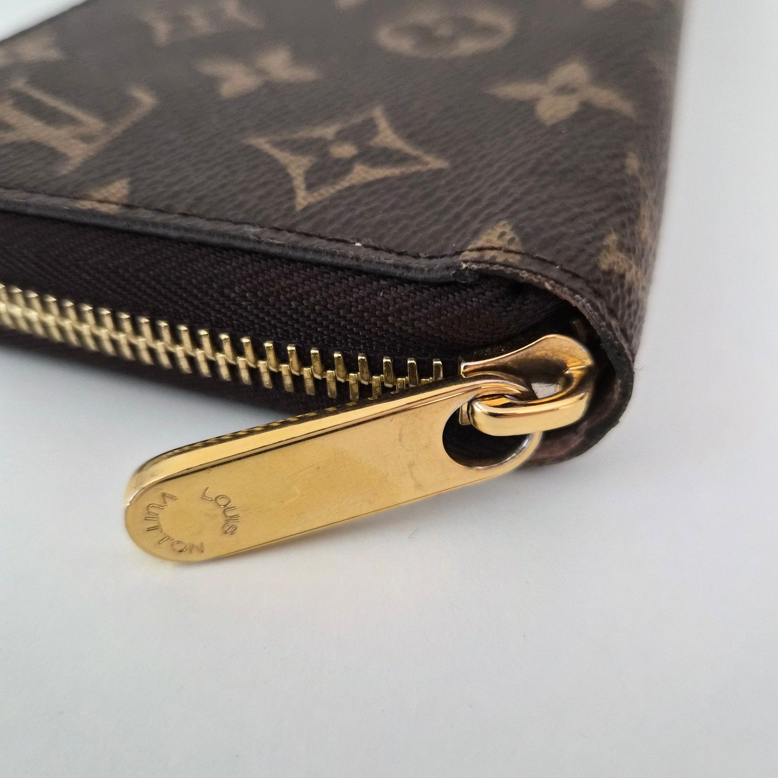 Louis Vuitton Monogram Zippy Wallet Pink Ballerine Interior