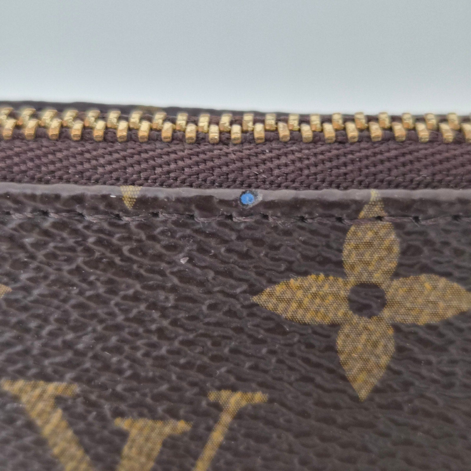 Louis Vuitton 2019 Christmas Vivienne Animation Mini Pochette Accessories