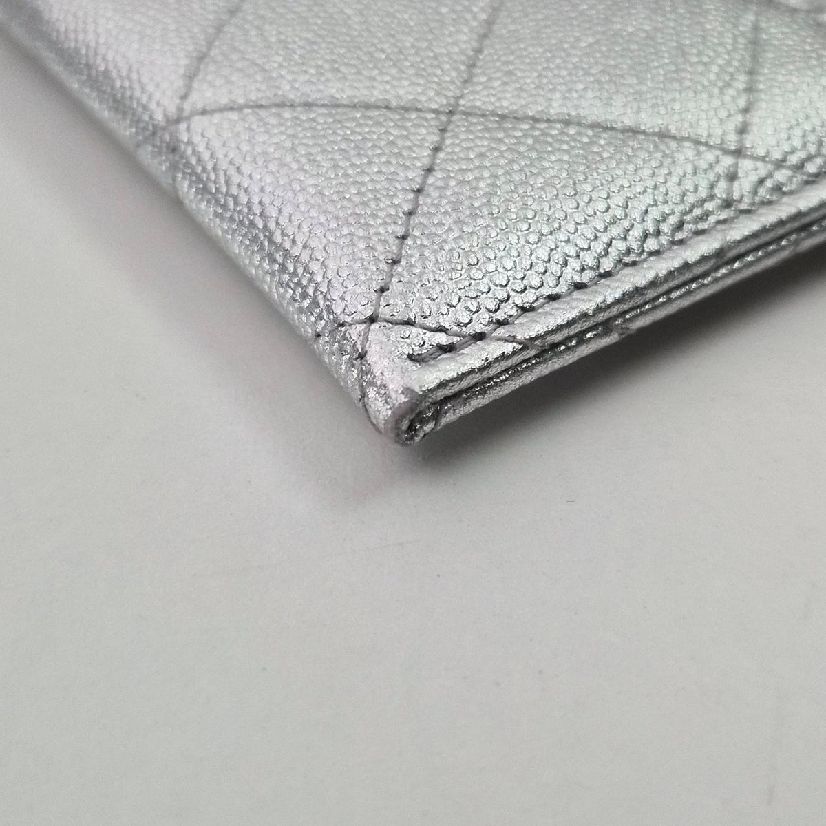 Chanel Silver Caviar Leather Card Holder 2026