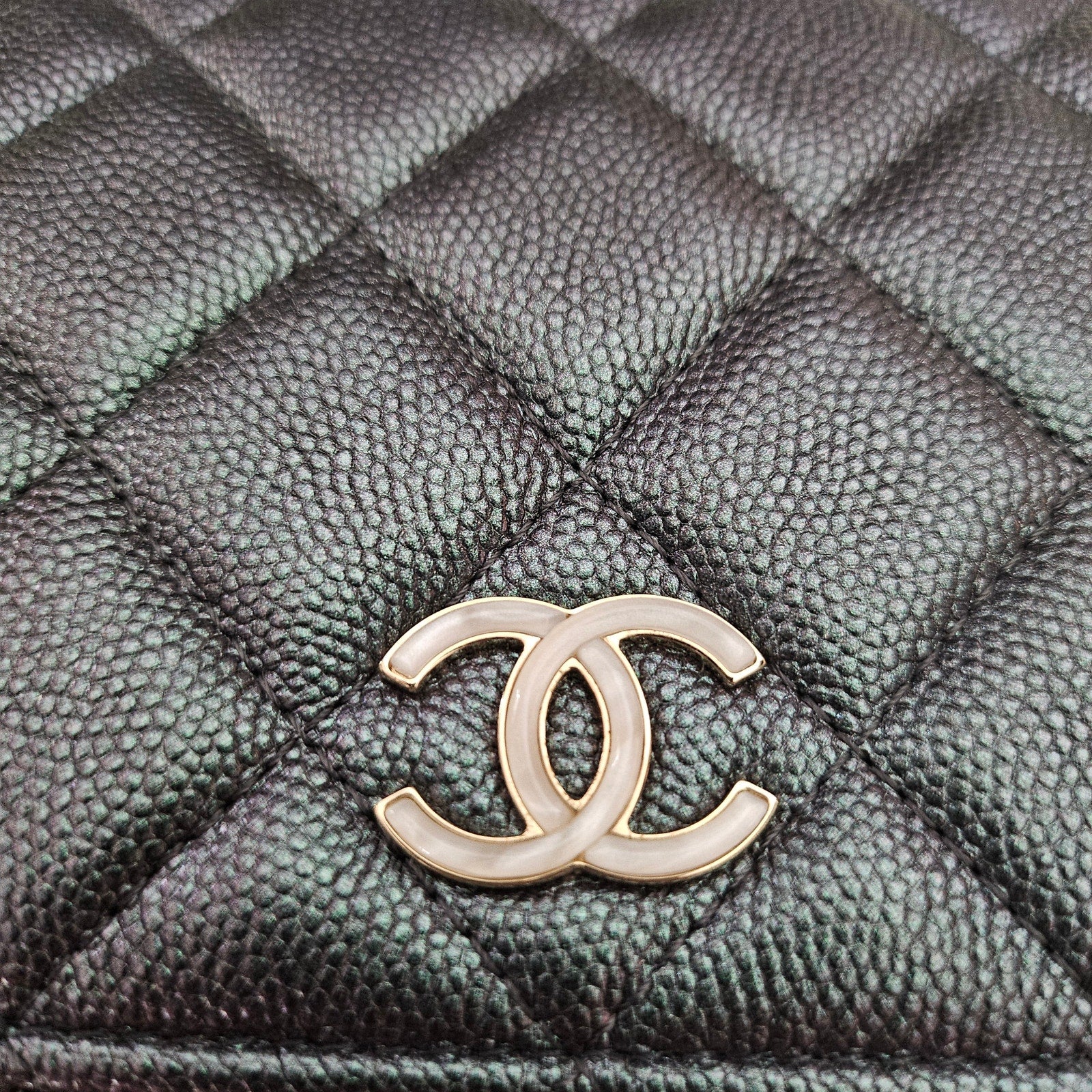 Chanel Iridescent Caviar Quilted Wallet On Chain WOC Pearl CC
