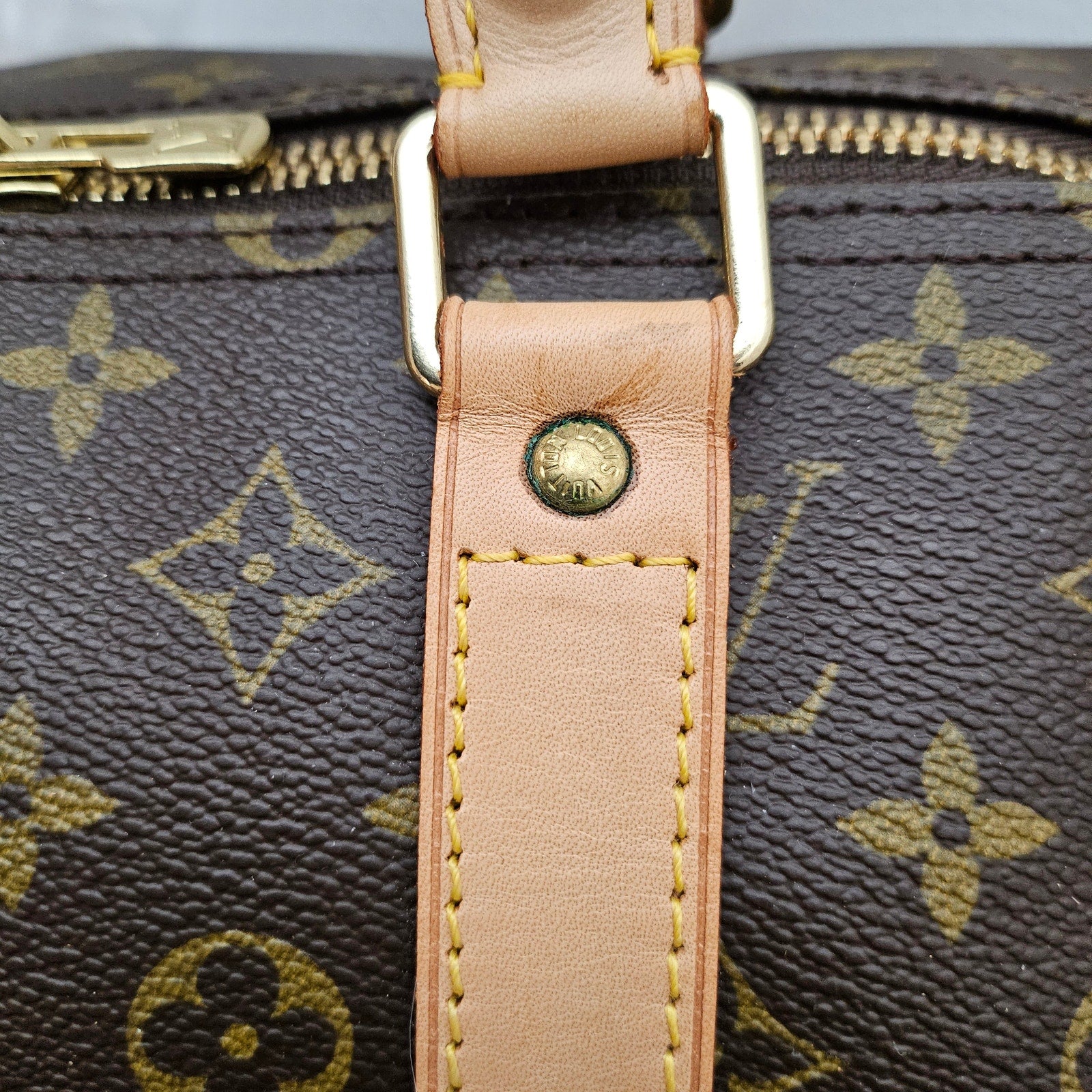 Louis Vuitton Monogram Keepall 55 Travel Duffle Bag