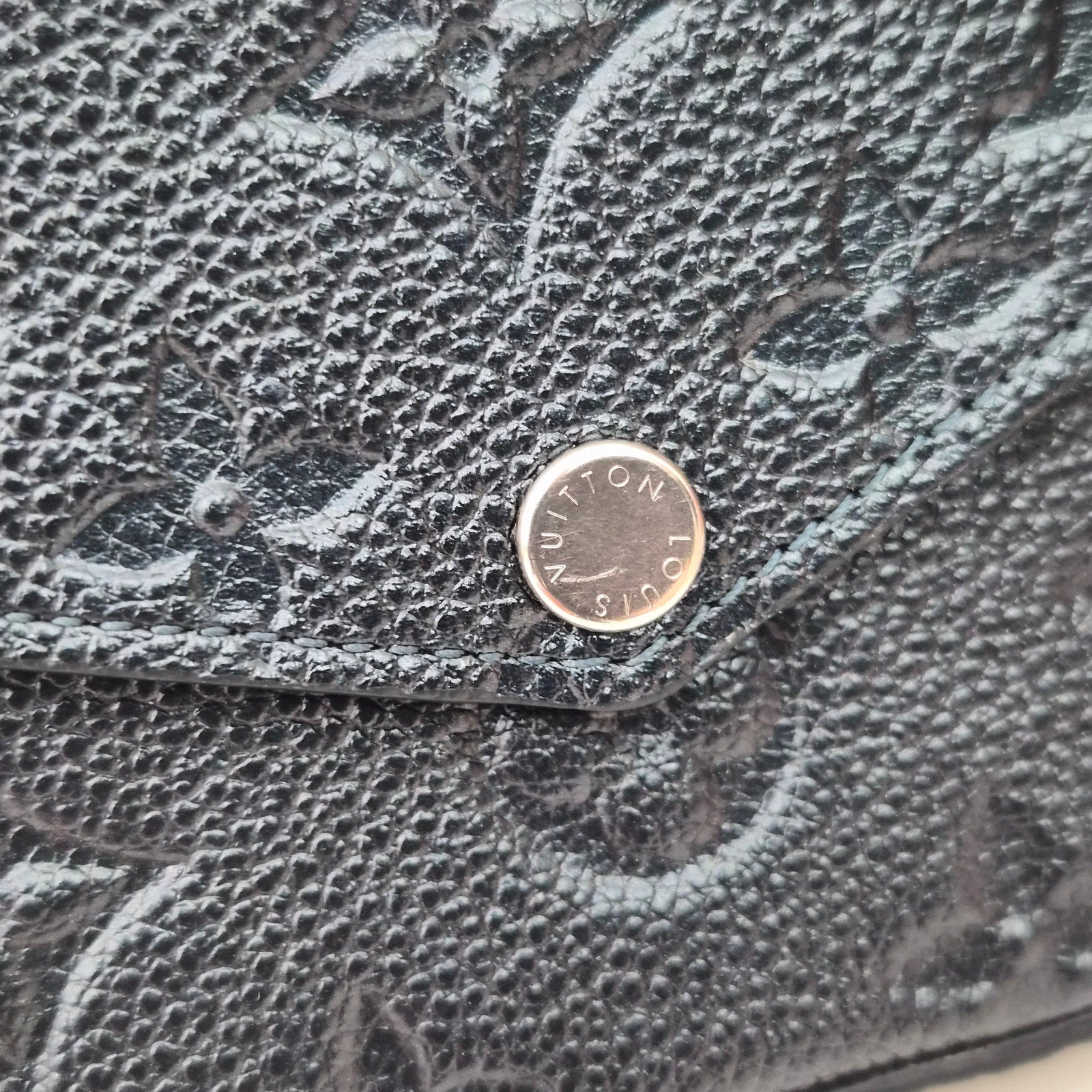 Louis Vuitton Limited Edition Shimmery Ink Black Leather Felicie Pochette