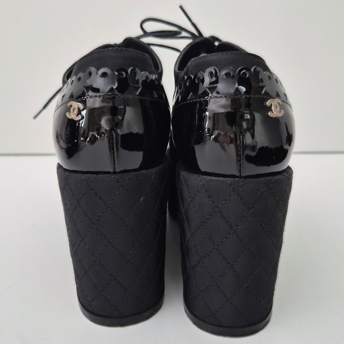 Chanel Black Quilted Patent Platform Lace-Up Oxfords US 6.5 / EU 36.5