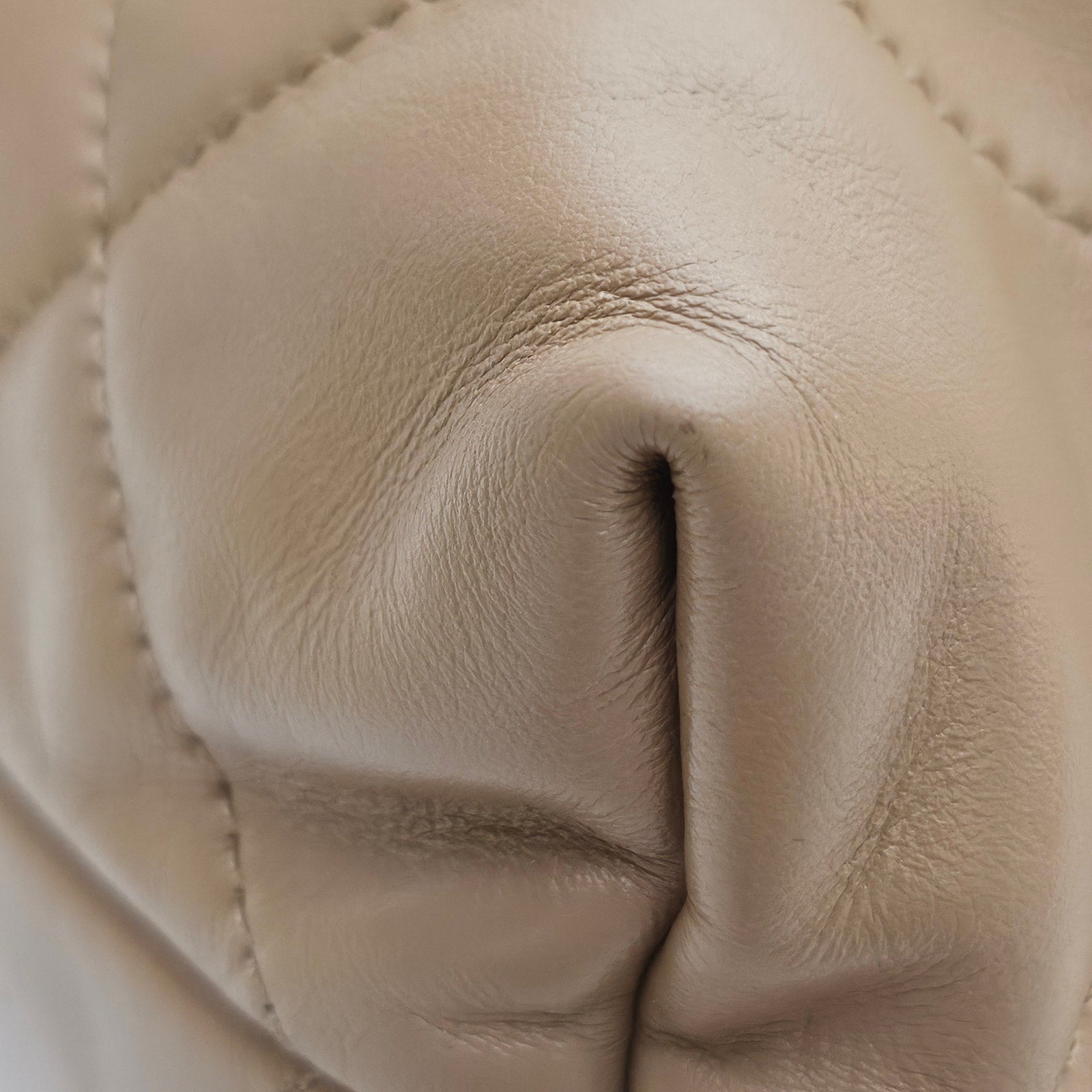 Chanel Shiny Calfskin Quilted Small Chanel 22 Hobo Beige Brown