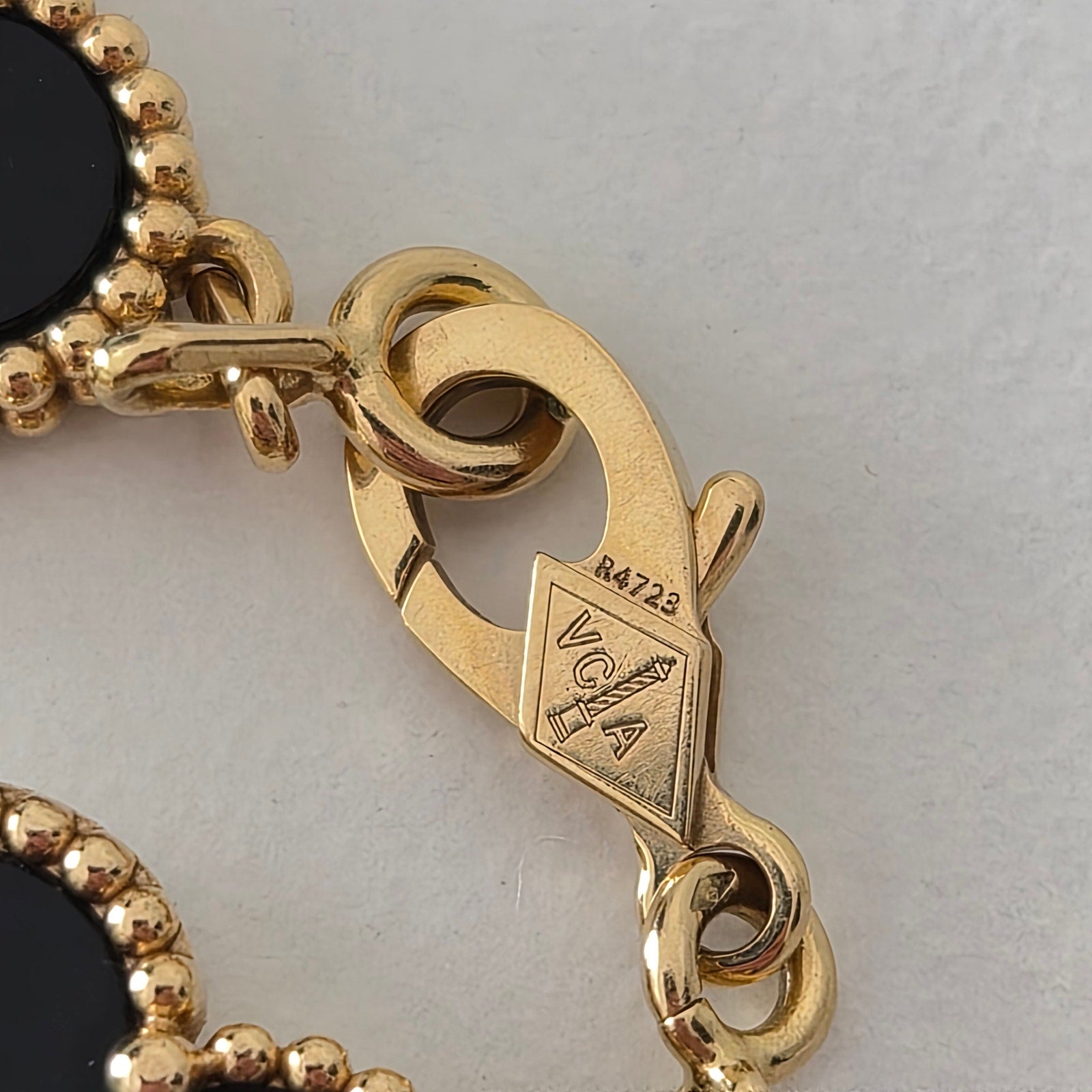 Van Cleef & Arpels Vintage Alhambra 5 Motifs Bracelet 18K Yellow Gold and Onyx
