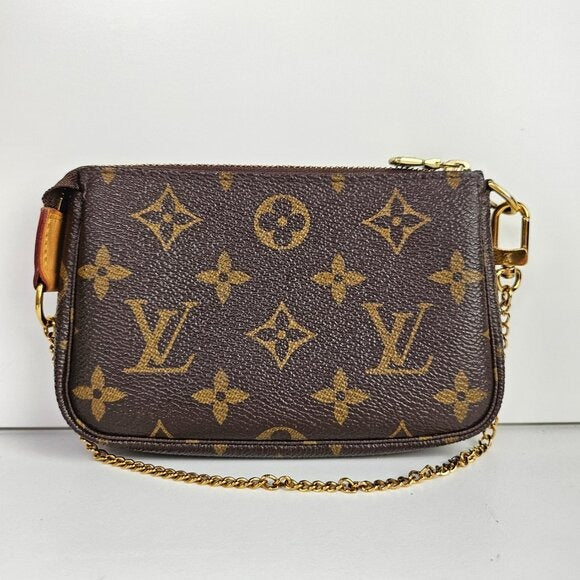 Louis Vuitton Monogram Pochette Mini Accessoires