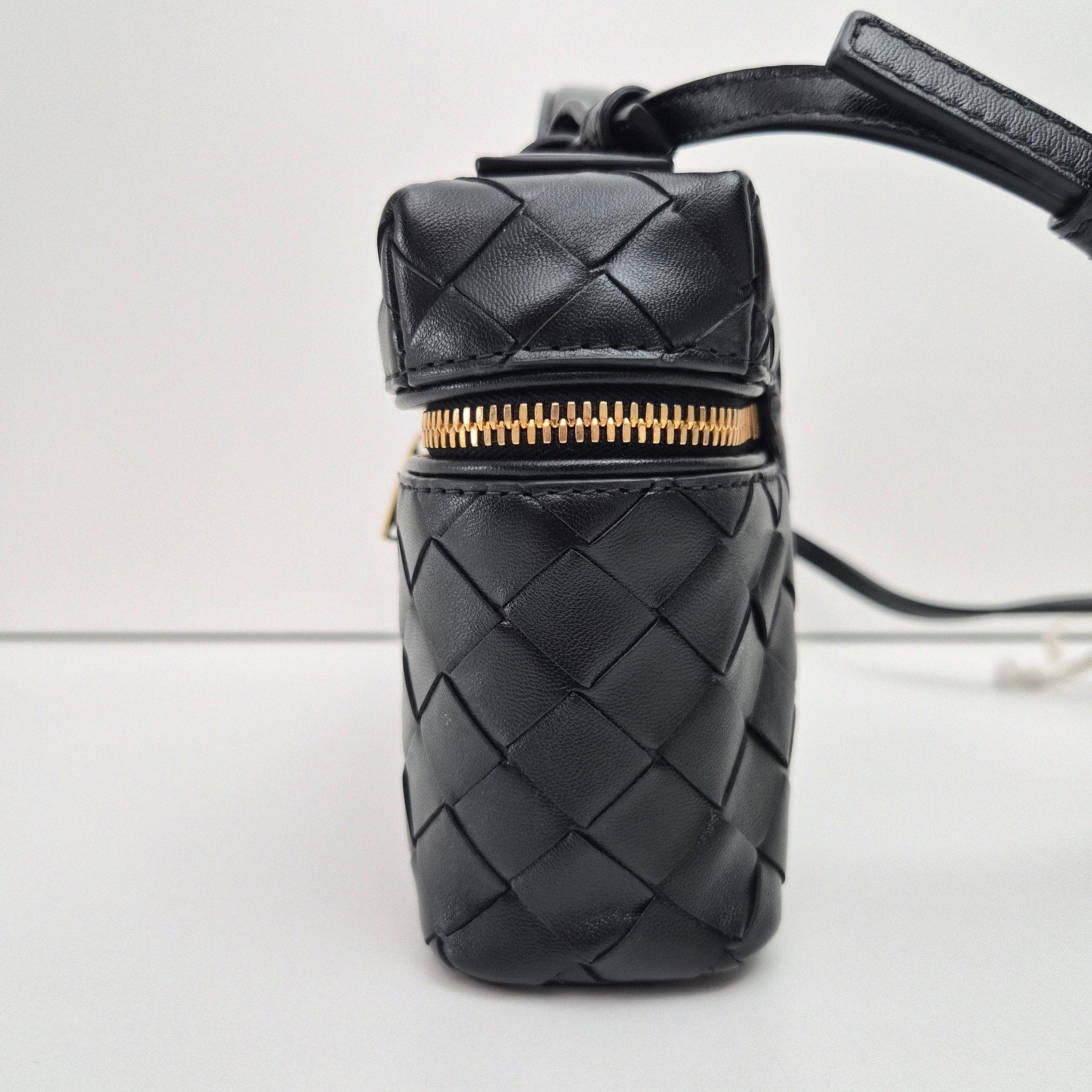 Bottega Veneta Calfskin Intrecciato Bang Bang Vanity Case Black