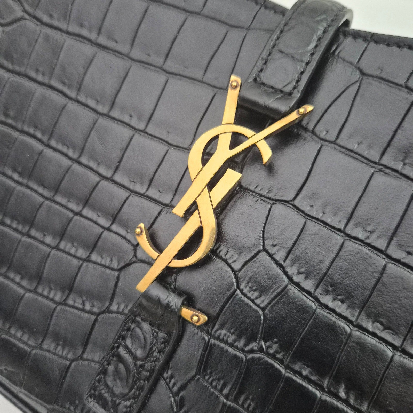 Saint Laurent Croc Leather Le 5 A 7 Hobo Black