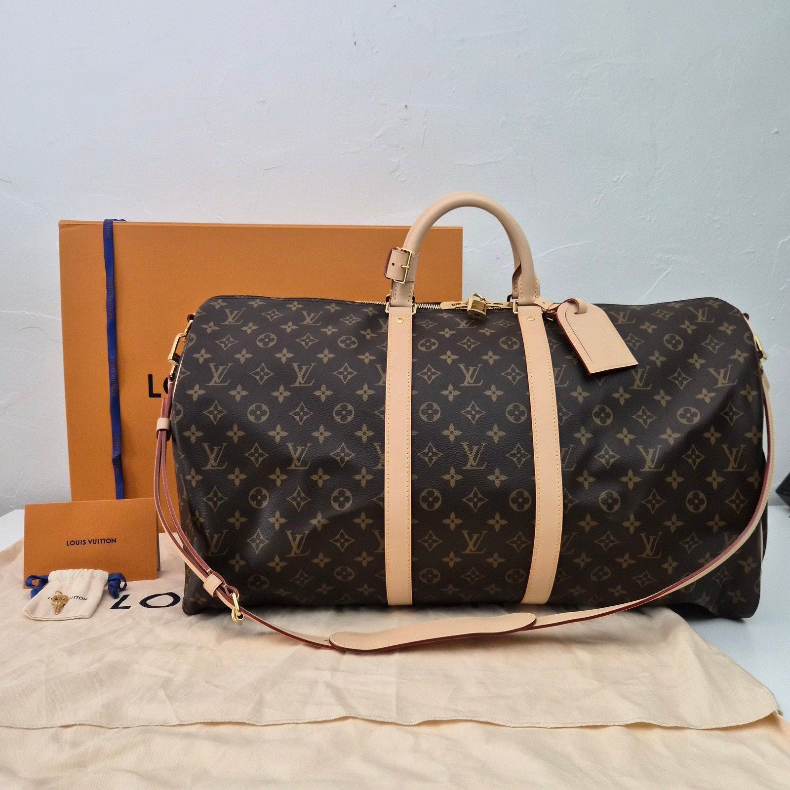 Louis Vuitton Monogram Keepall Bandouliere 55 Duffle