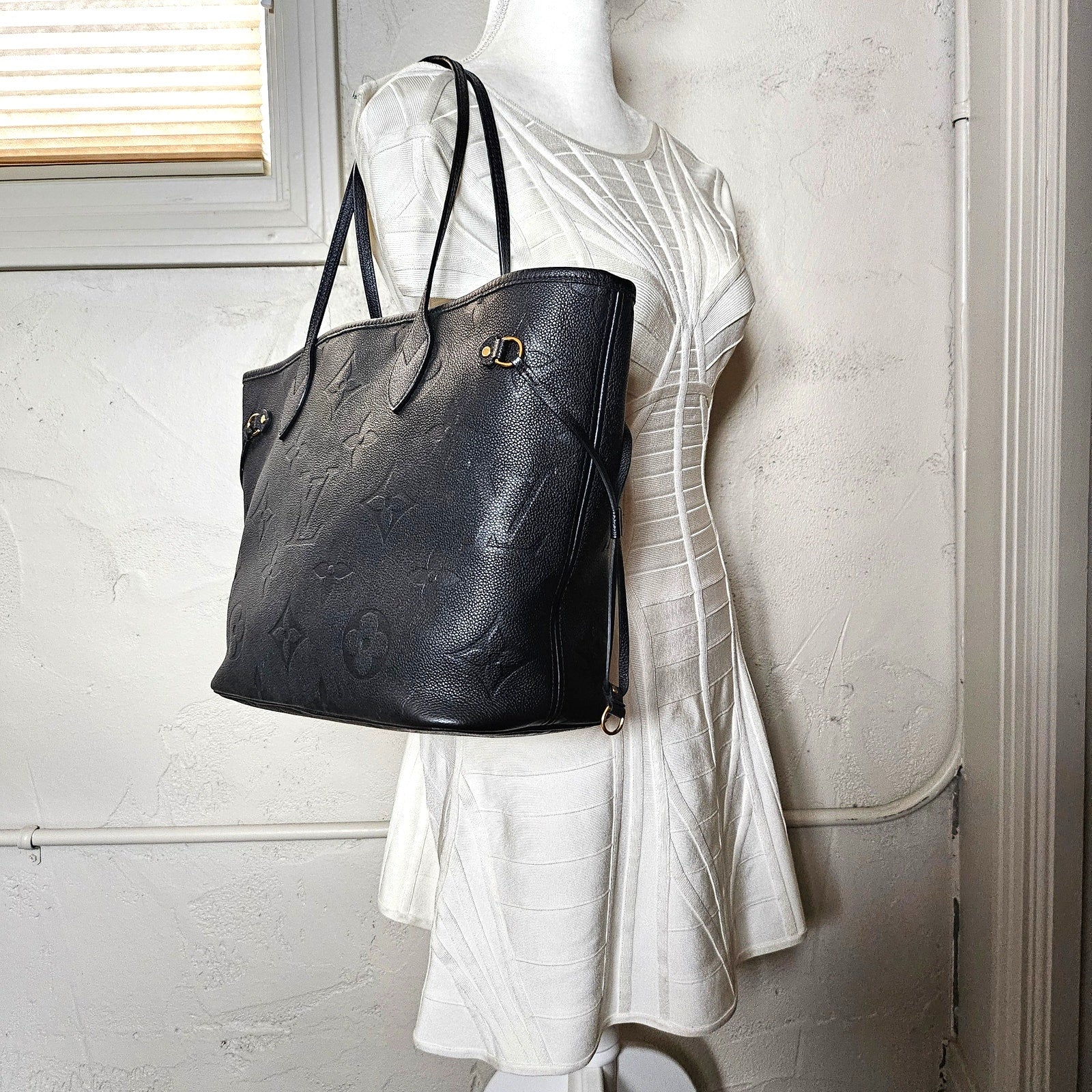 Louis Vuitton Empreinte Monogram Giant Neverfull MM Black Tote
