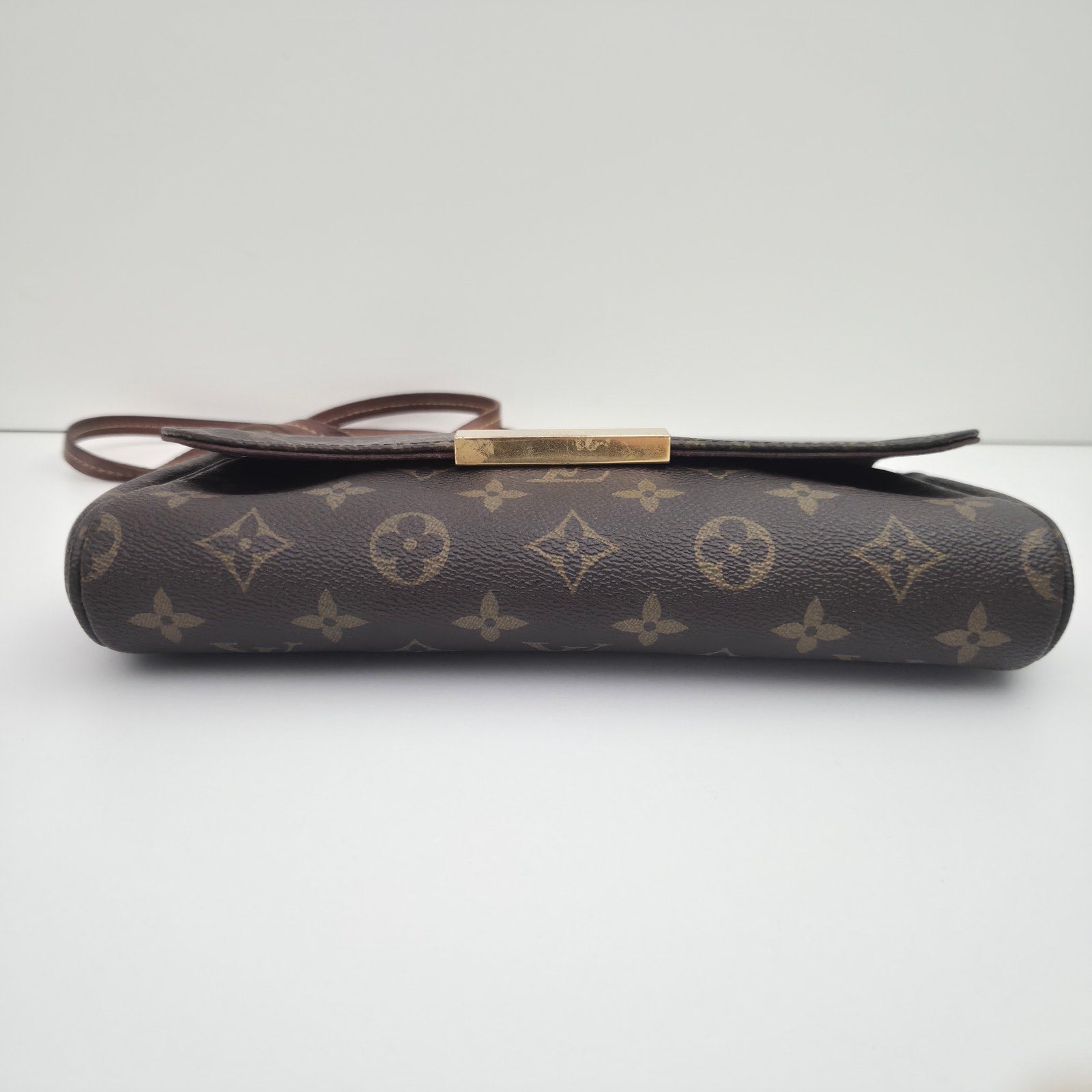 Louis Vuitton Monogram Favorite MM Crossbody