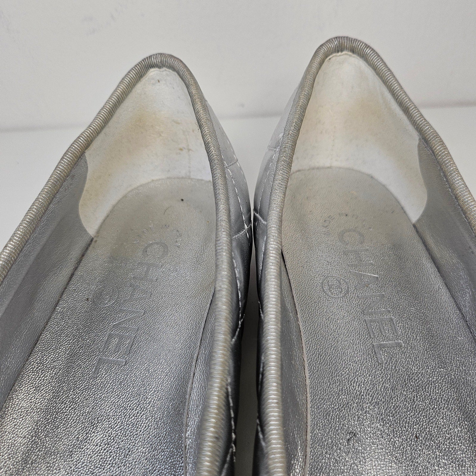 Chanel Silver Quilted Leather Ballet Flats US 8 / EU 38