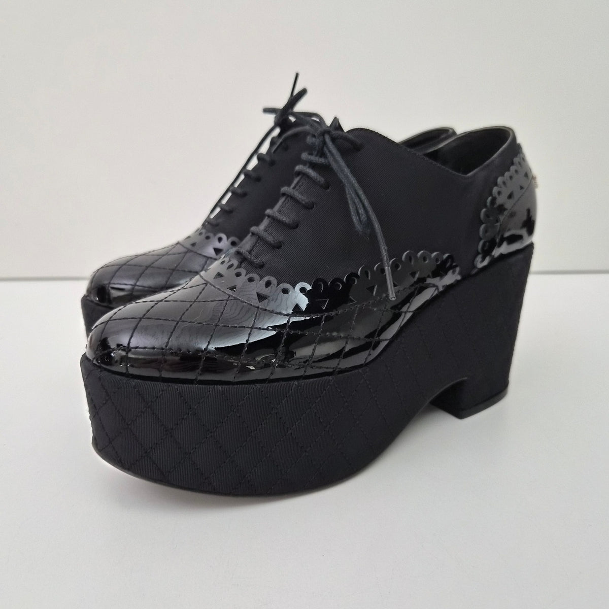 Chanel Black Quilted Patent Platform Lace-Up Oxfords US 6.5 / EU 36.5