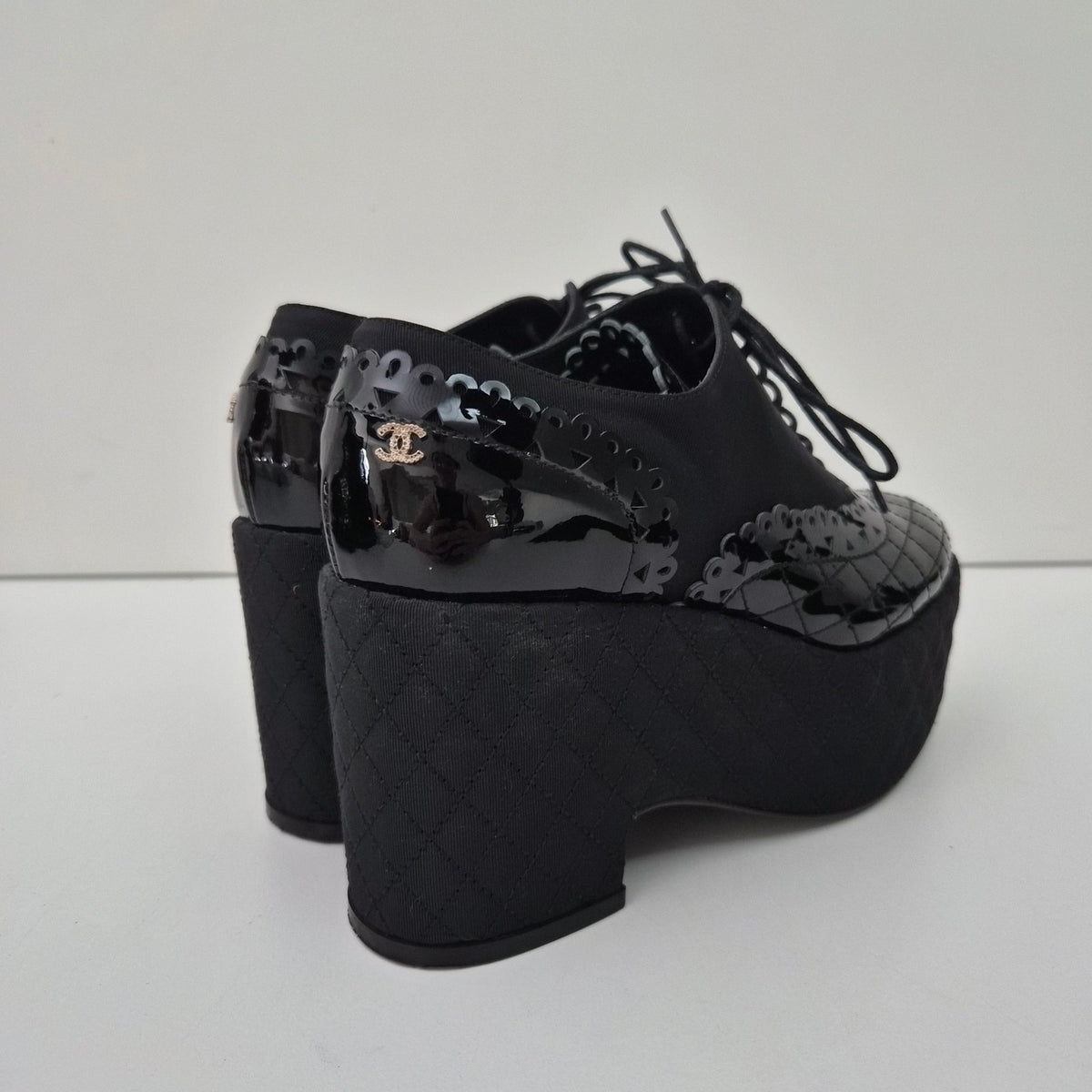 Chanel Black Quilted Patent Platform Lace-Up Oxfords US 6.5 / EU 36.5