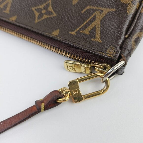 Louis Vuitton Monogram Pochette Accessories Shoulder Bag