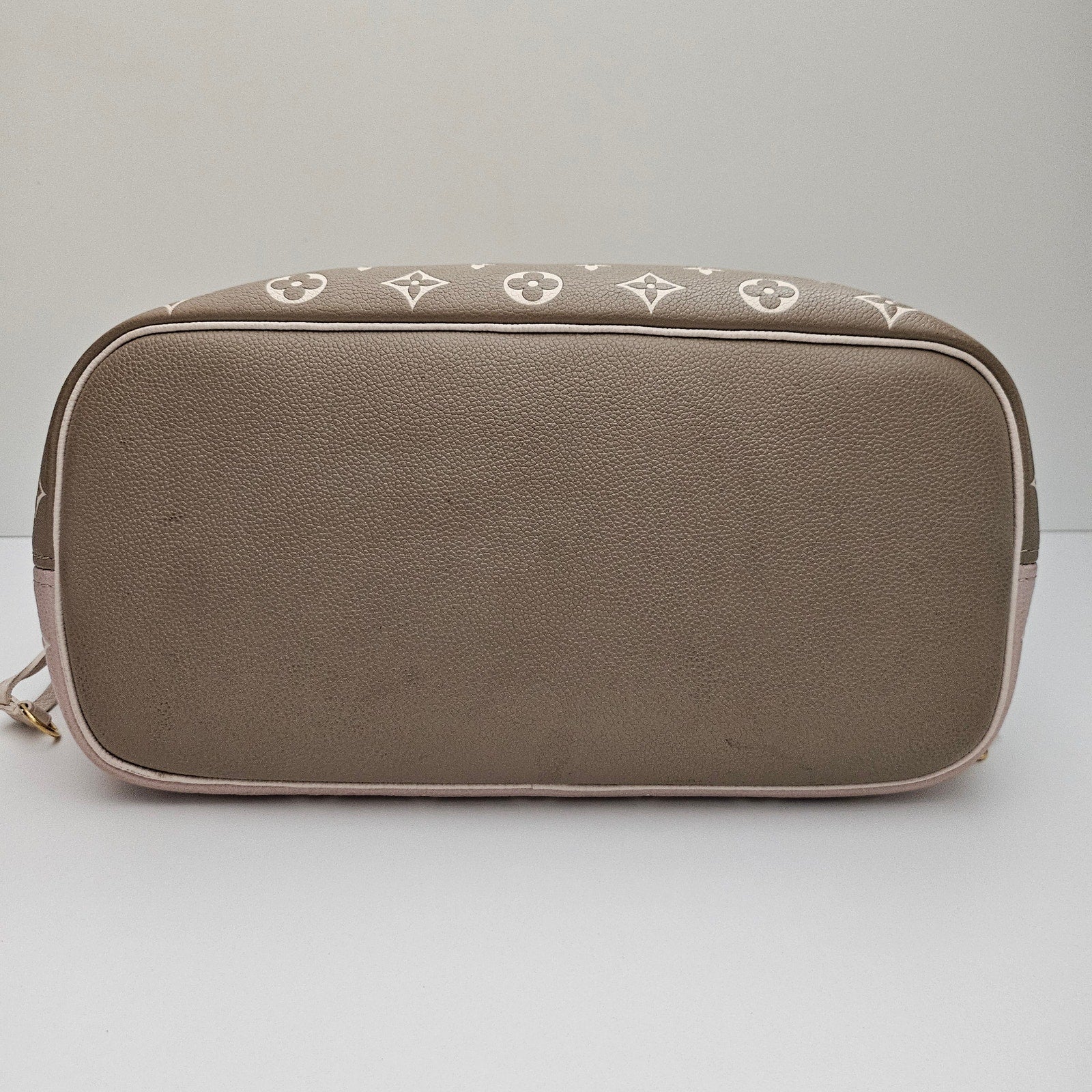 Louis Vuitton Neverfull NM Tote Spring in the City Monogram Empreinte Leather MM Kaki/Beige/Crea