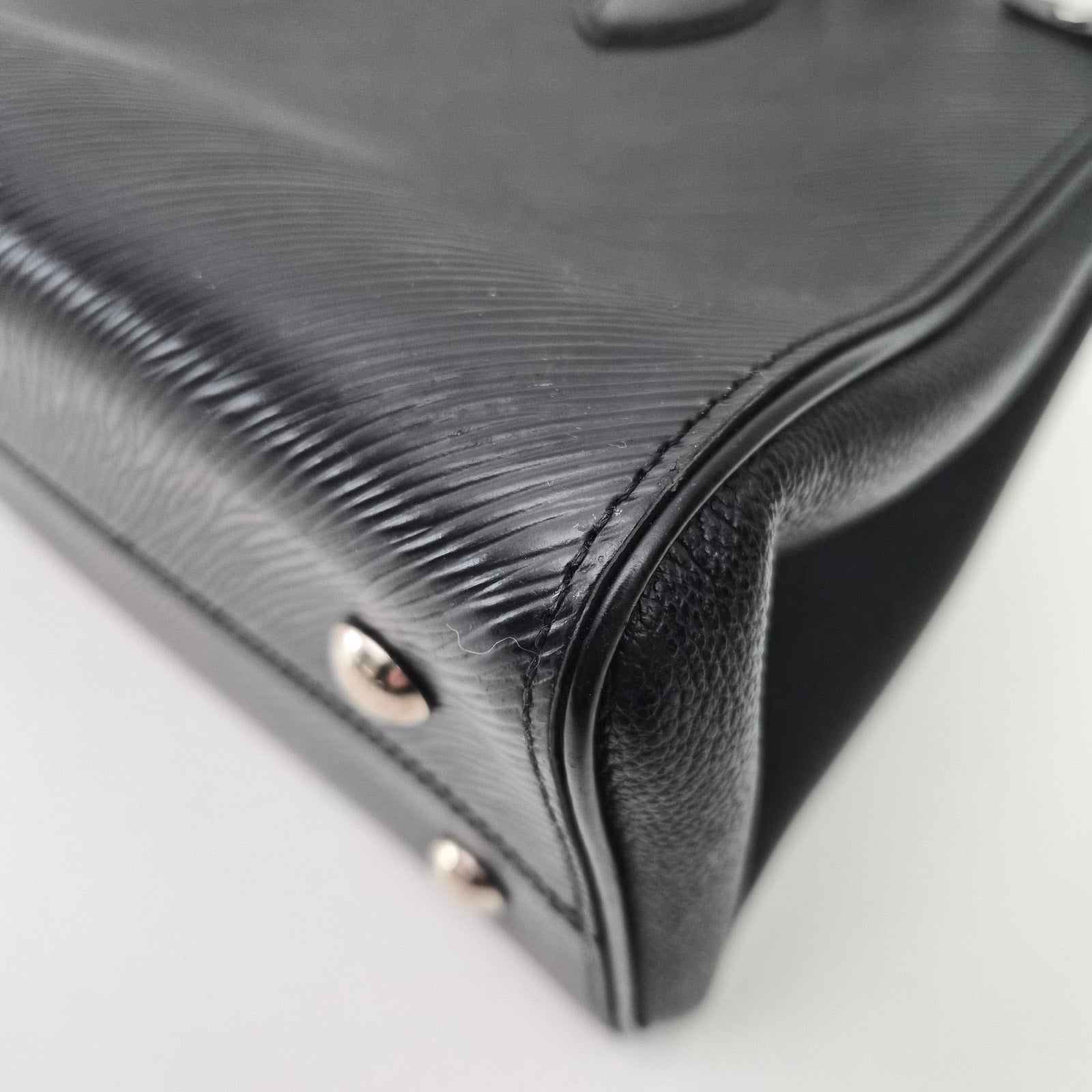 Louis Vuitton Epi Leather Grenelle Tote MM Black